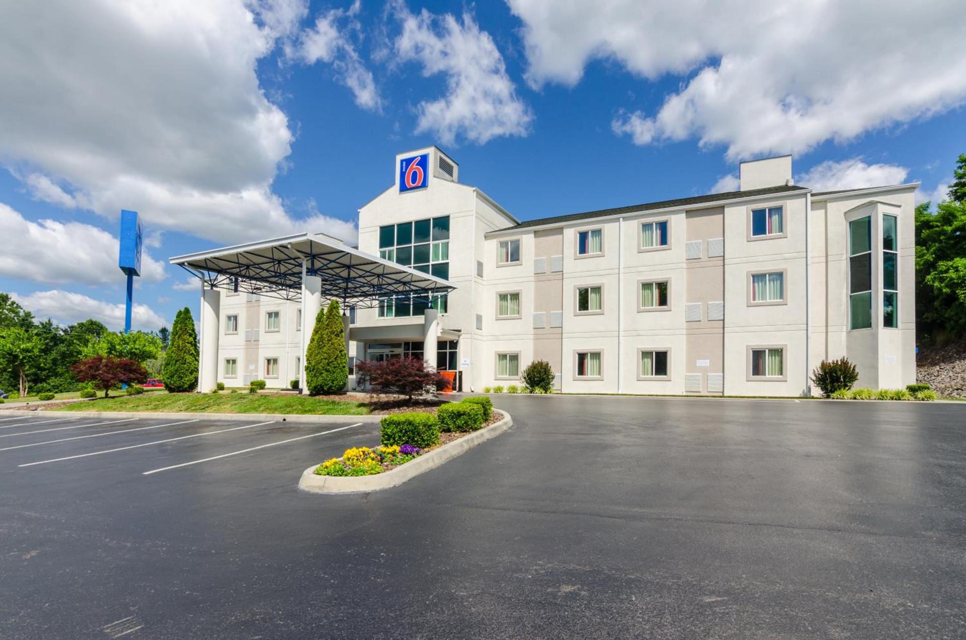 Motel 6-Bristol, VA photo 31