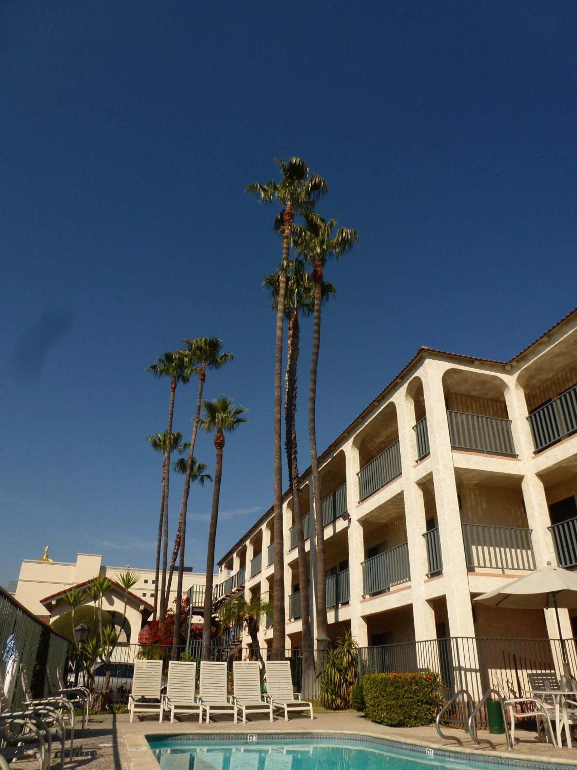 Vagabond Inn Glendale photo 7