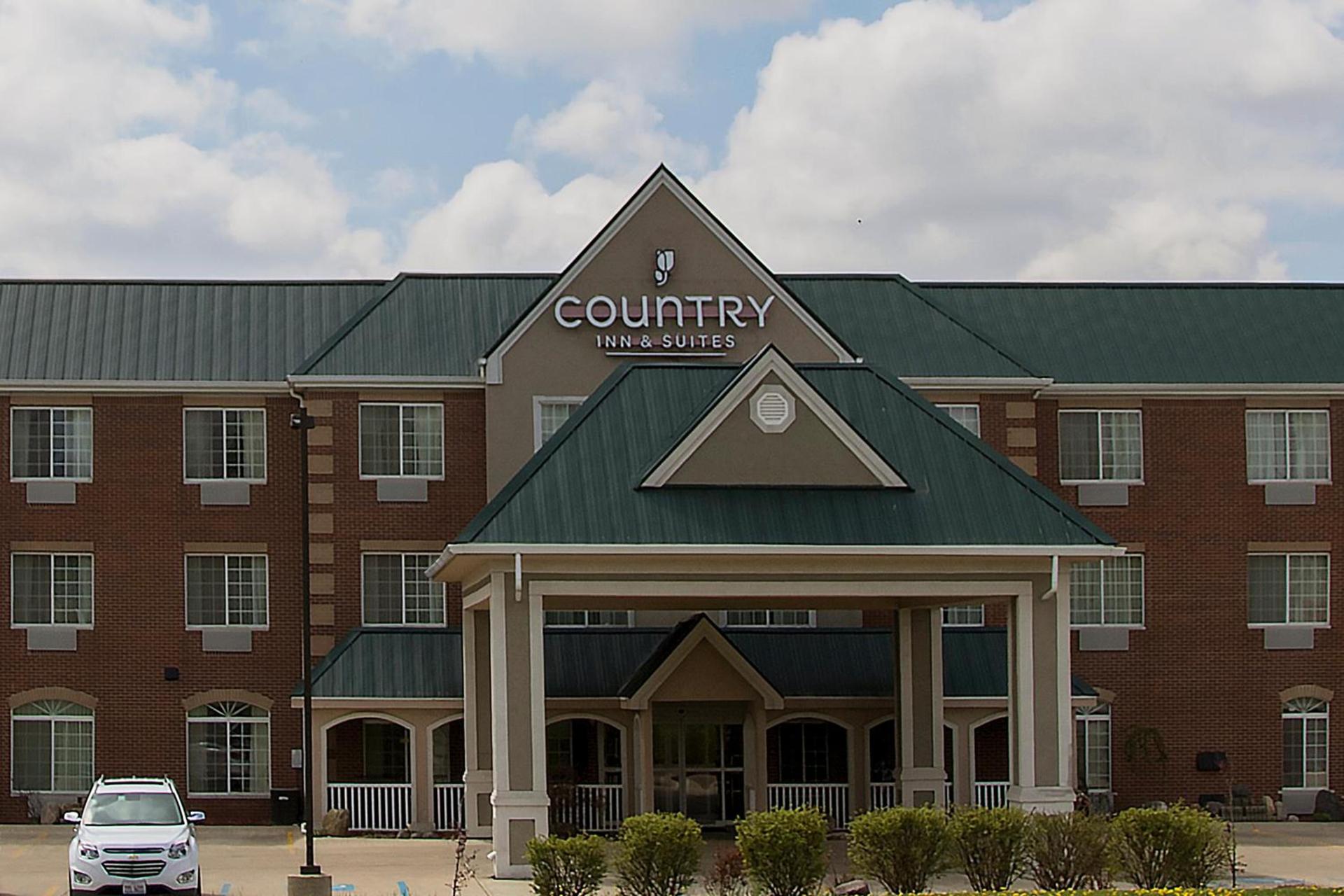 Country Inn & Suites by Radisson, Valparaiso, IN photo 23