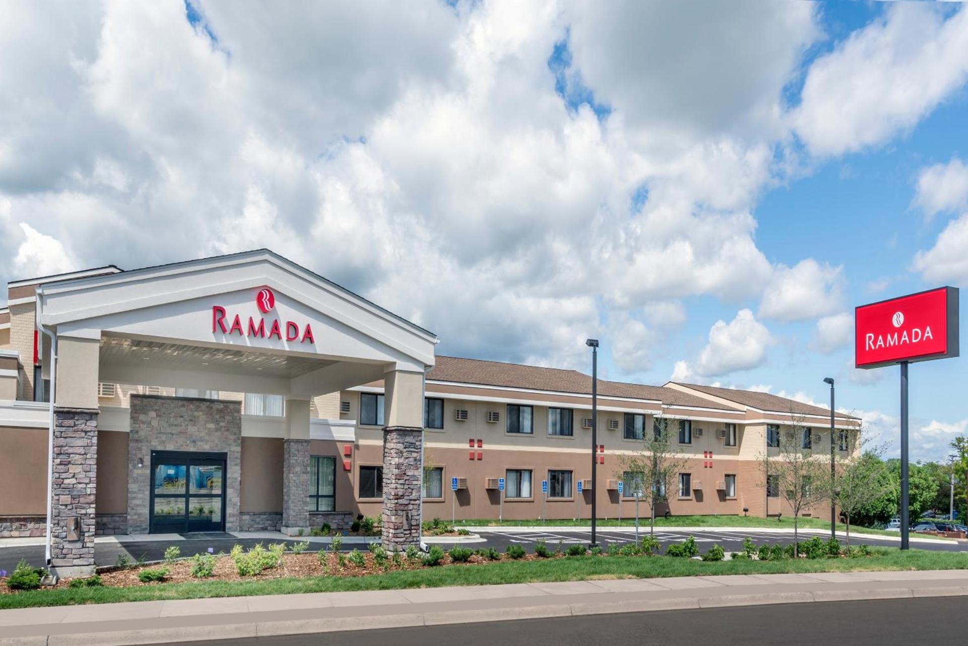 Ramada by Wyndham Minneapolis Golden Valley photo 22