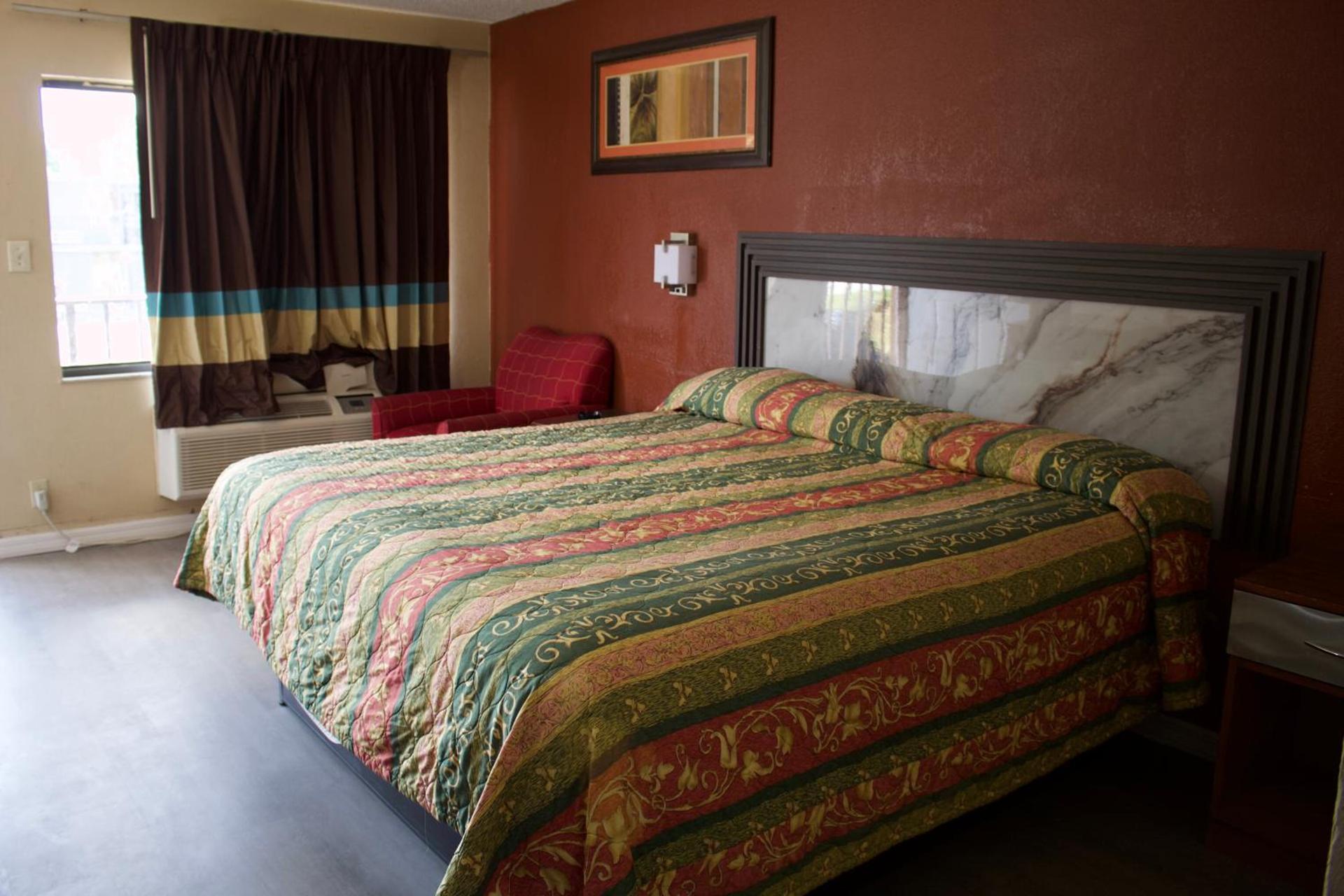 Oak Ridge Inn photo 17