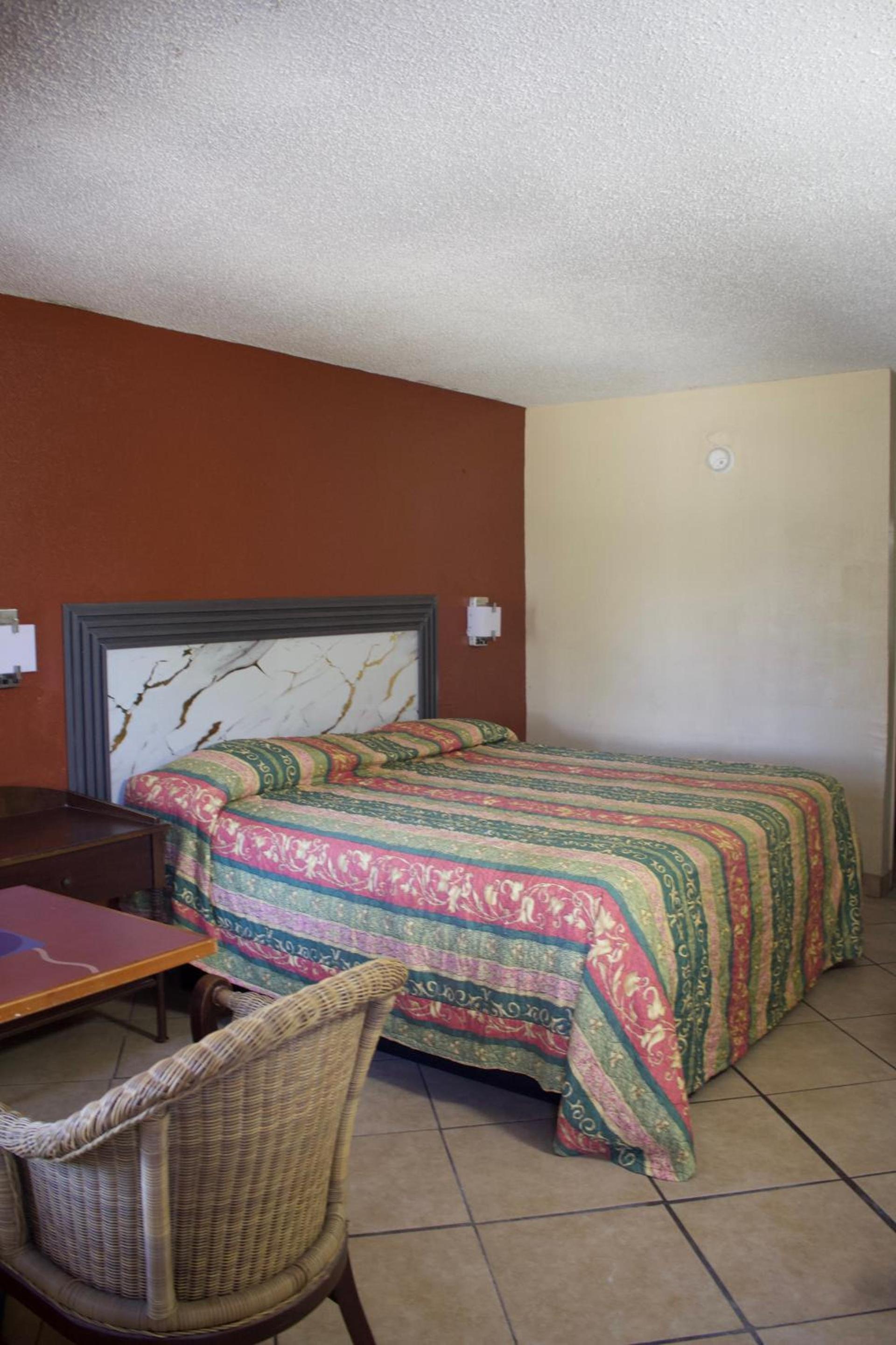 Oak Ridge Inn photo 7