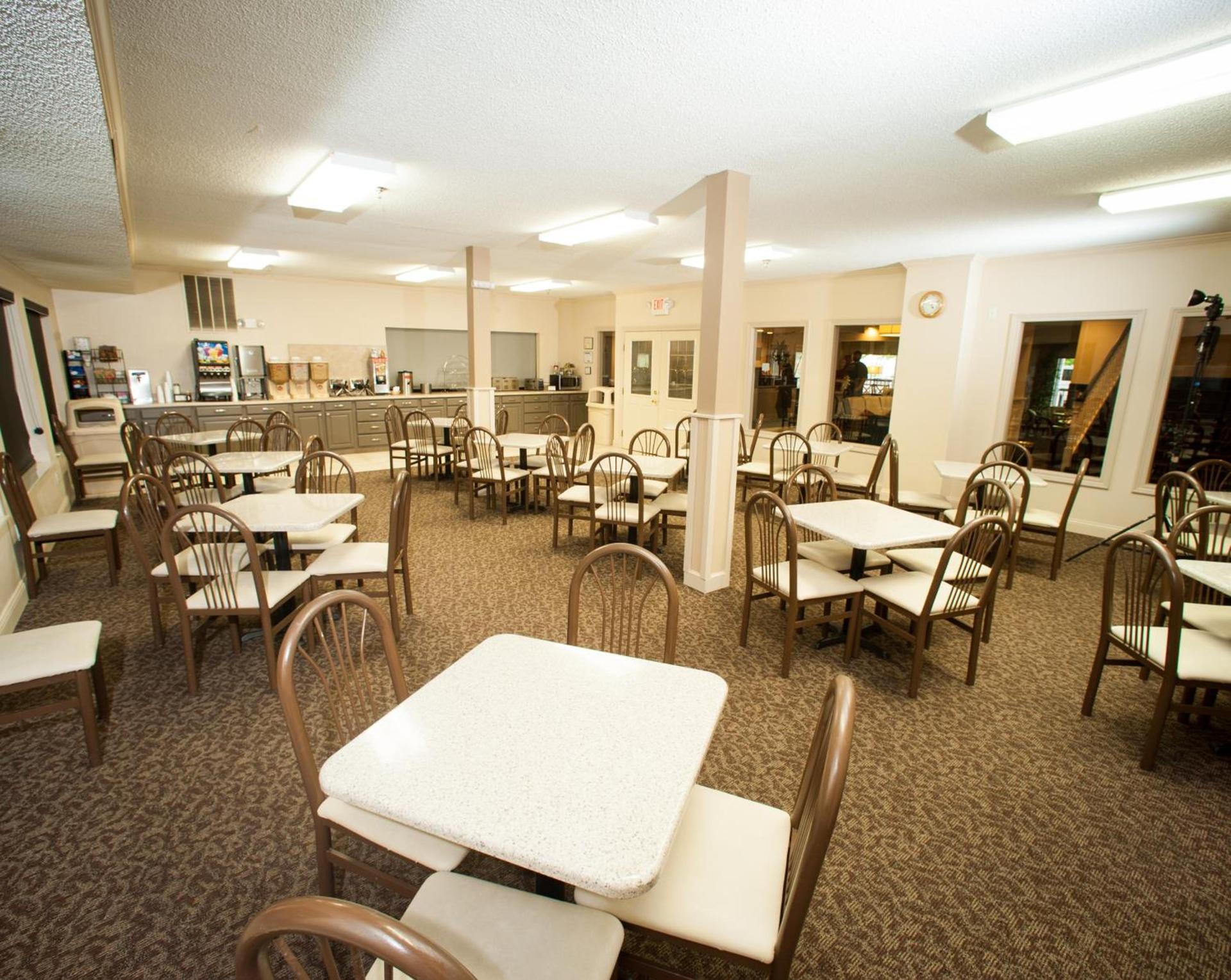 Northfield Inn Suites and Conference Center photo 40