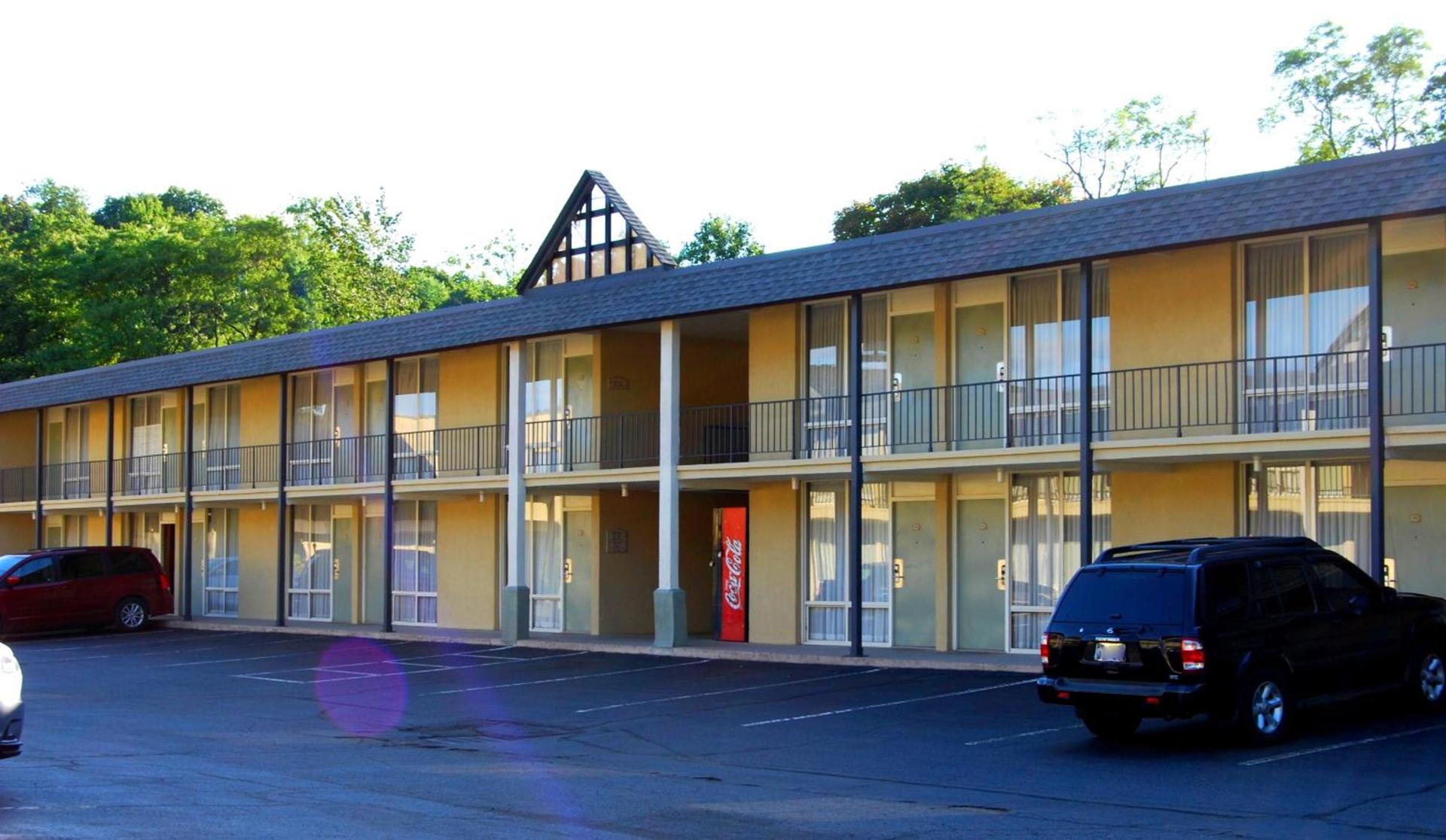 West Gate Inn Nyack photo 55