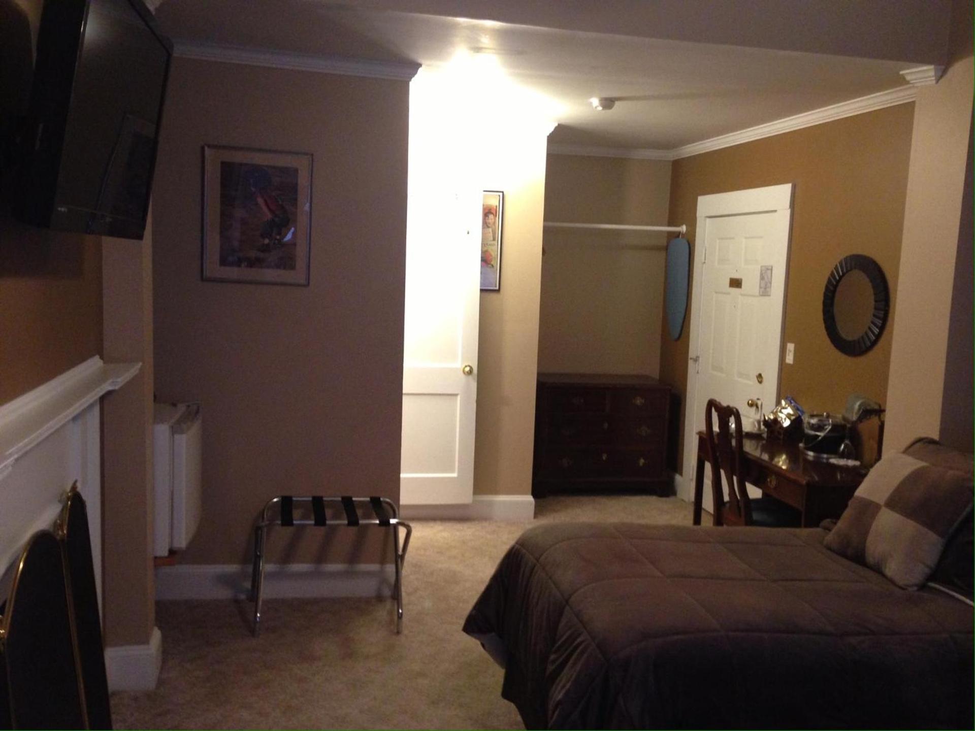 The Tunnicliff Inn photo 32