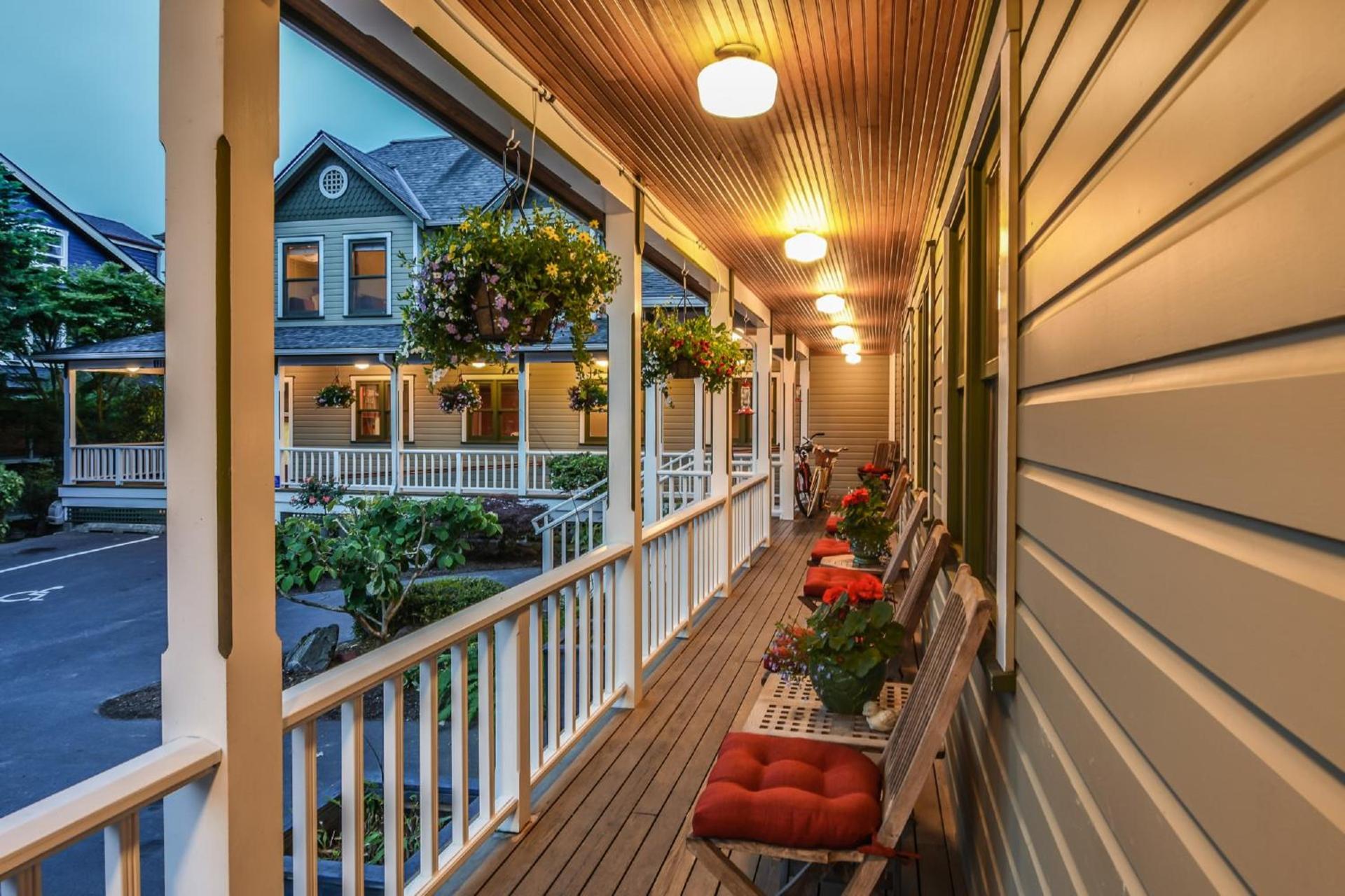 Wild Iris Inn photo 3