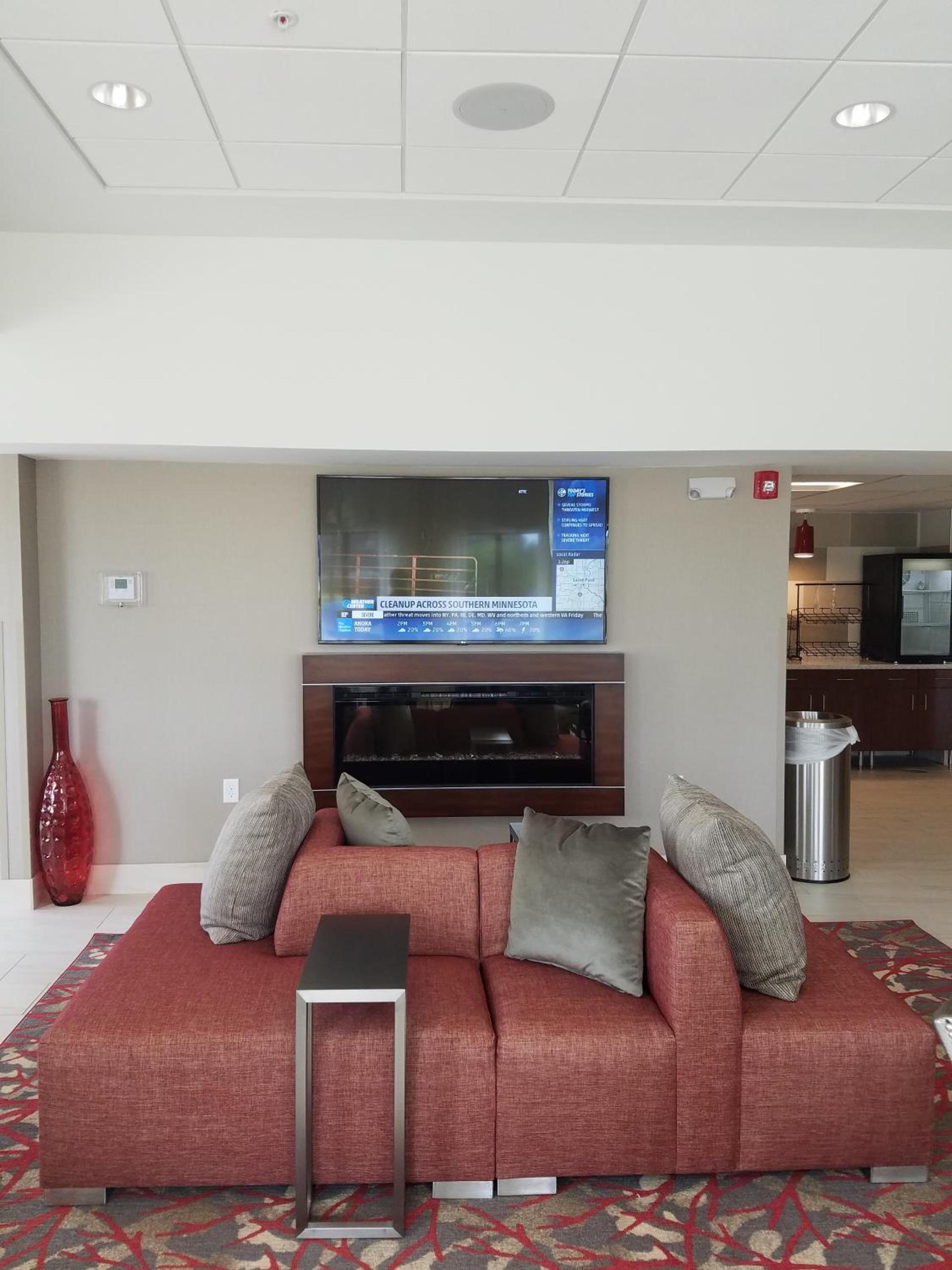 Ramada by Wyndham Minneapolis Golden Valley photo 25