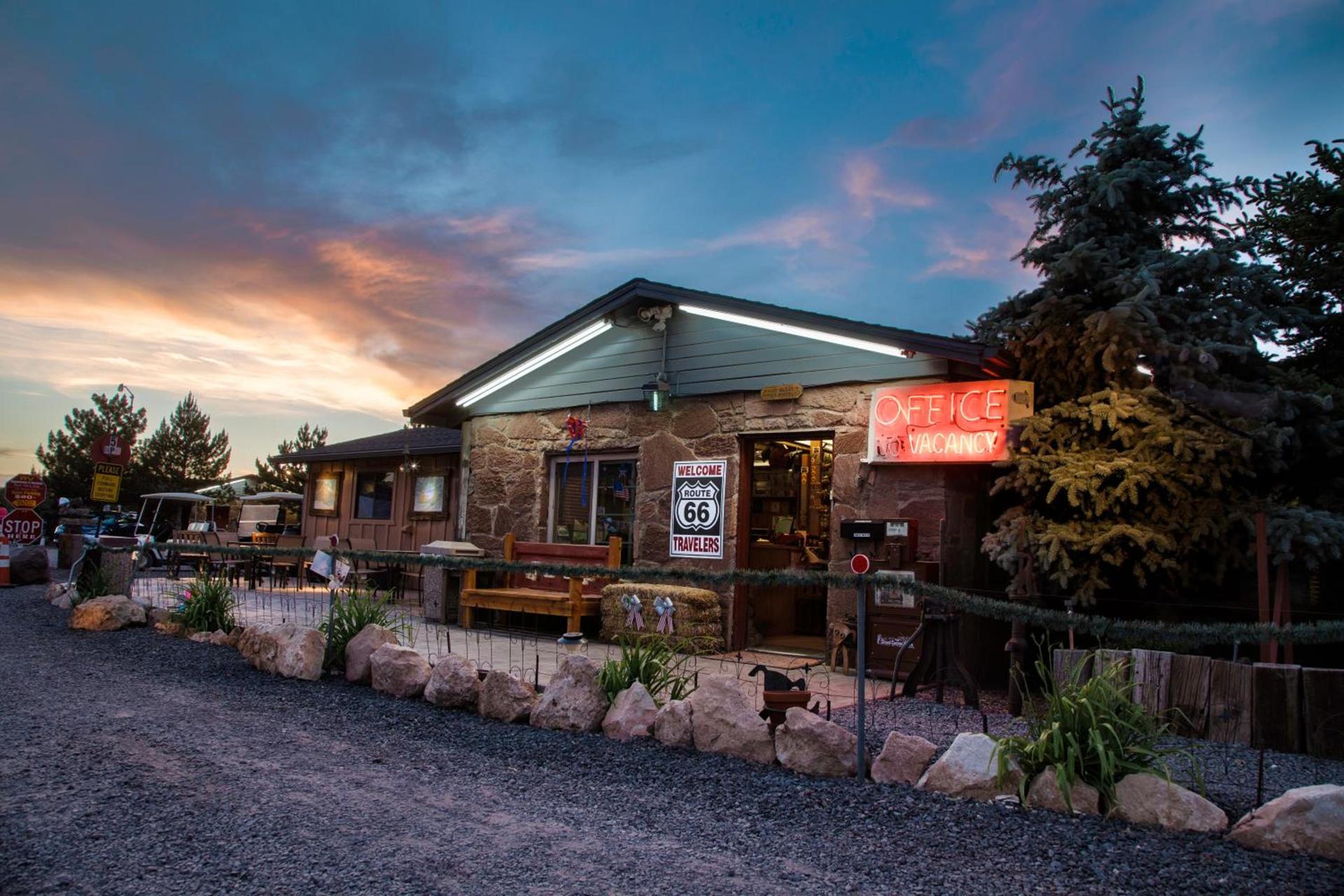 The Canyon Motel & RV Park photo 10