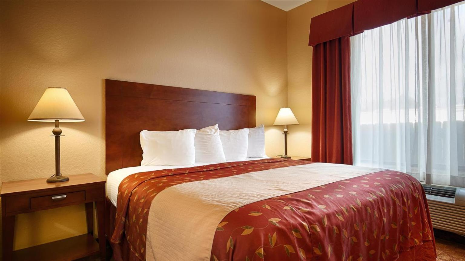 Americas Best Value Inn & Suites-Livingston photo 9
