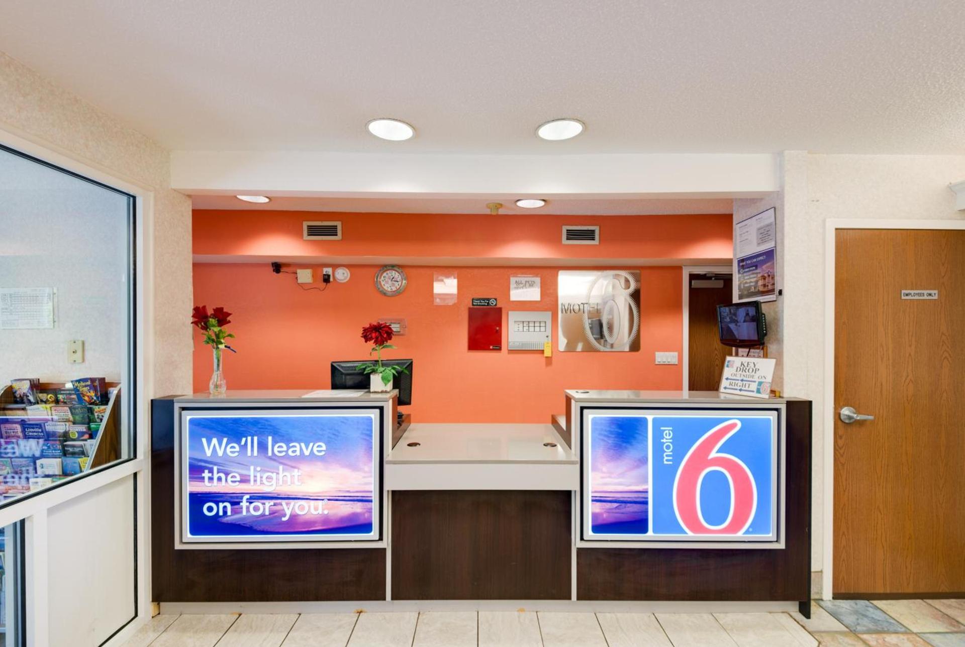 Motel 6-Statesville, NC photo 11