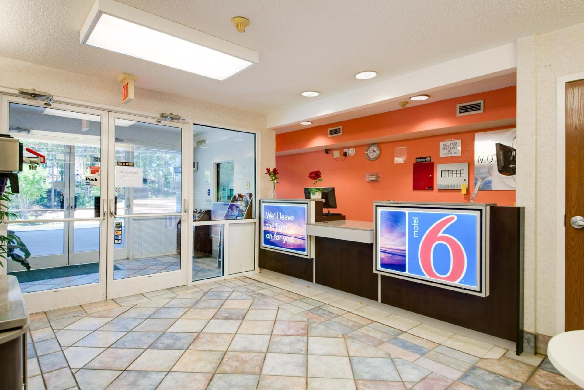 Motel 6-Statesville, NC photo 14