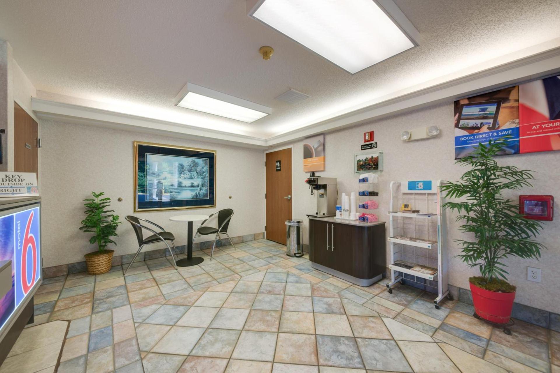 Motel 6-Statesville, NC photo 18