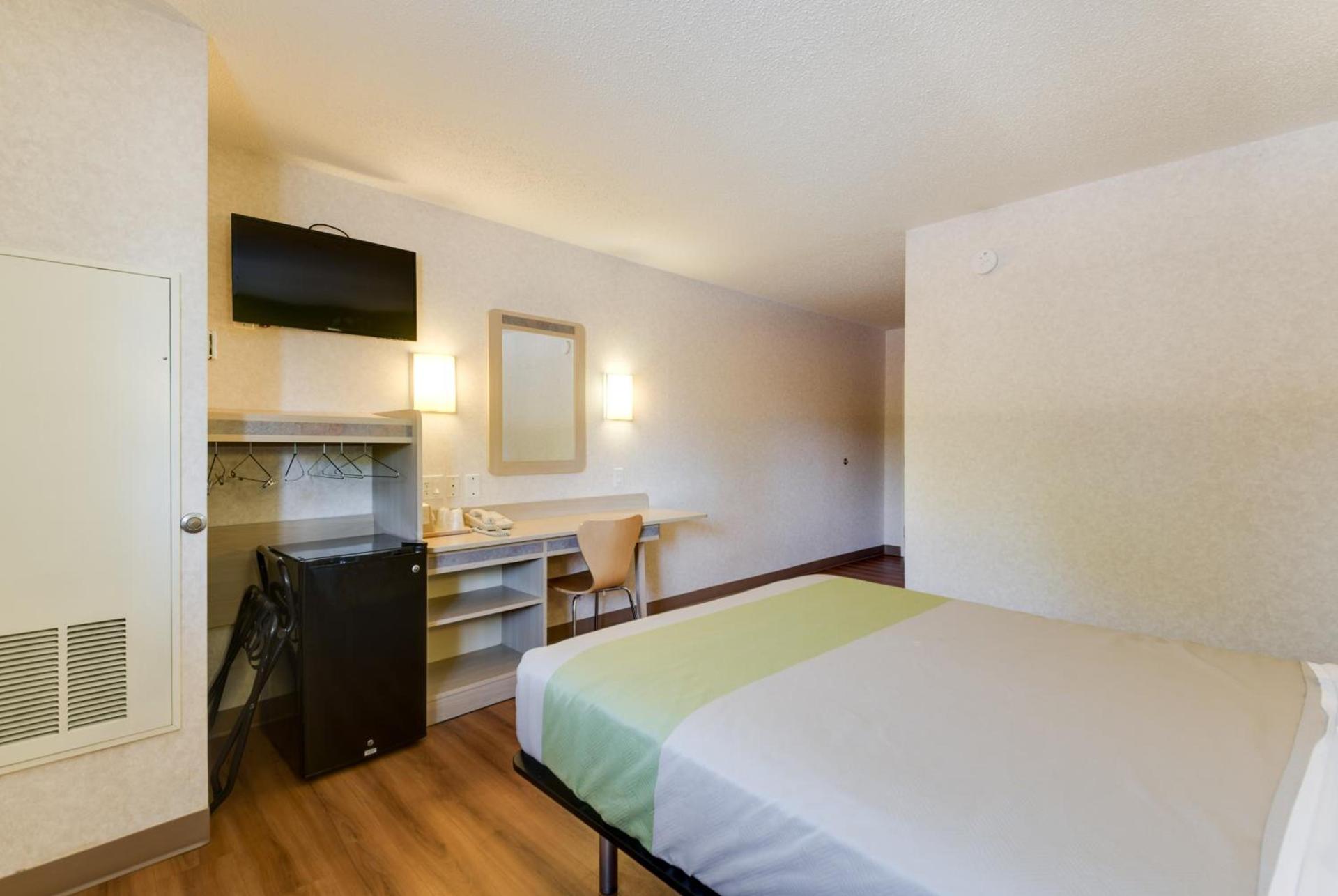 Motel 6-Statesville, NC photo 25