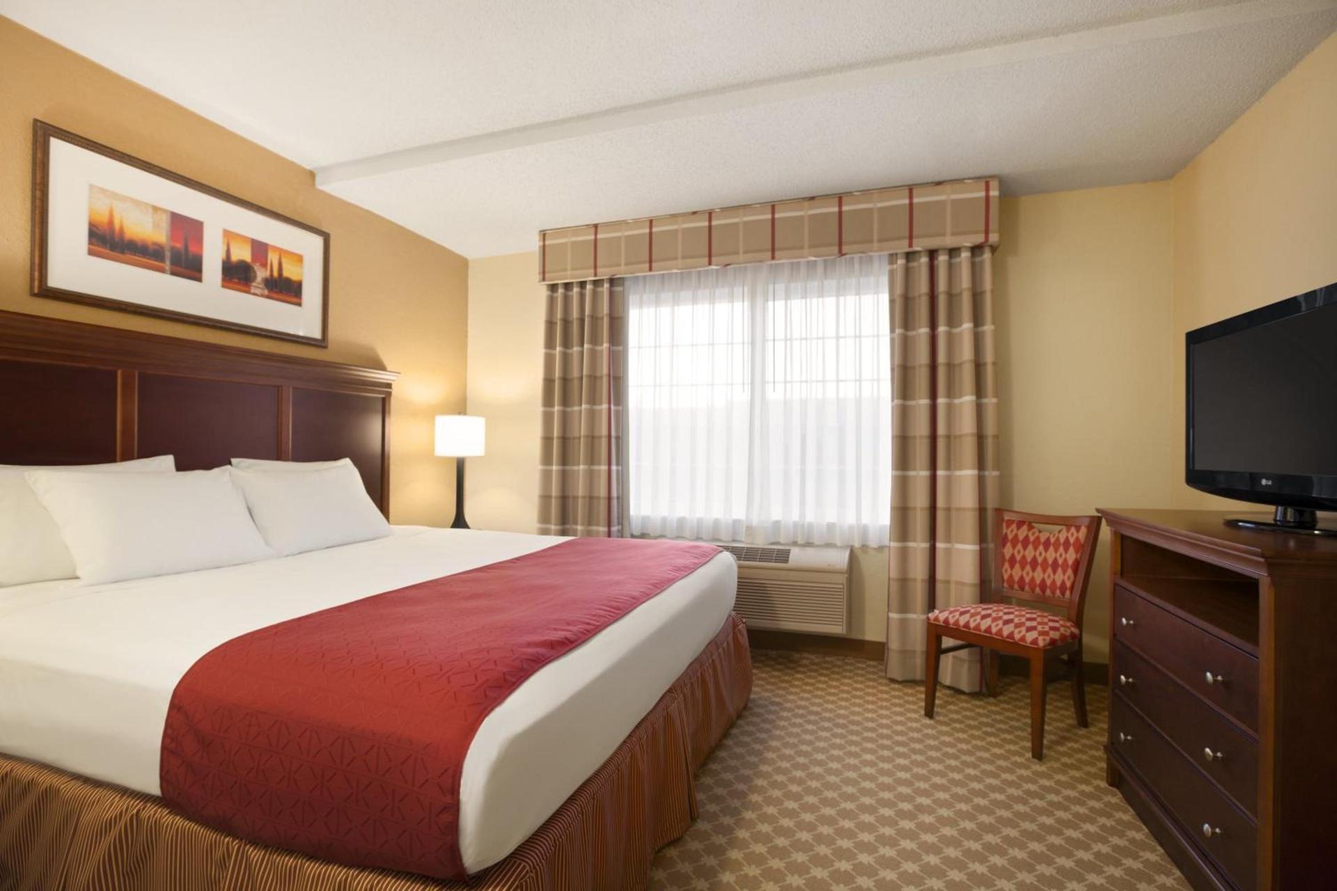 Country Inn & Suites by Radisson, Kalamazoo, MI photo 46