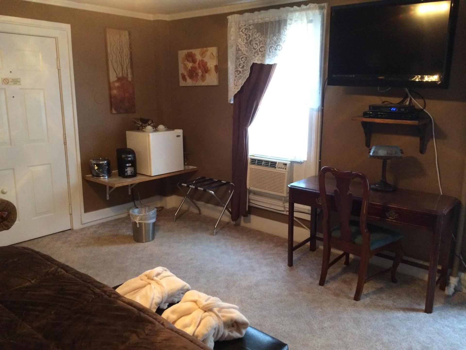 The Tunnicliff Inn photo 38