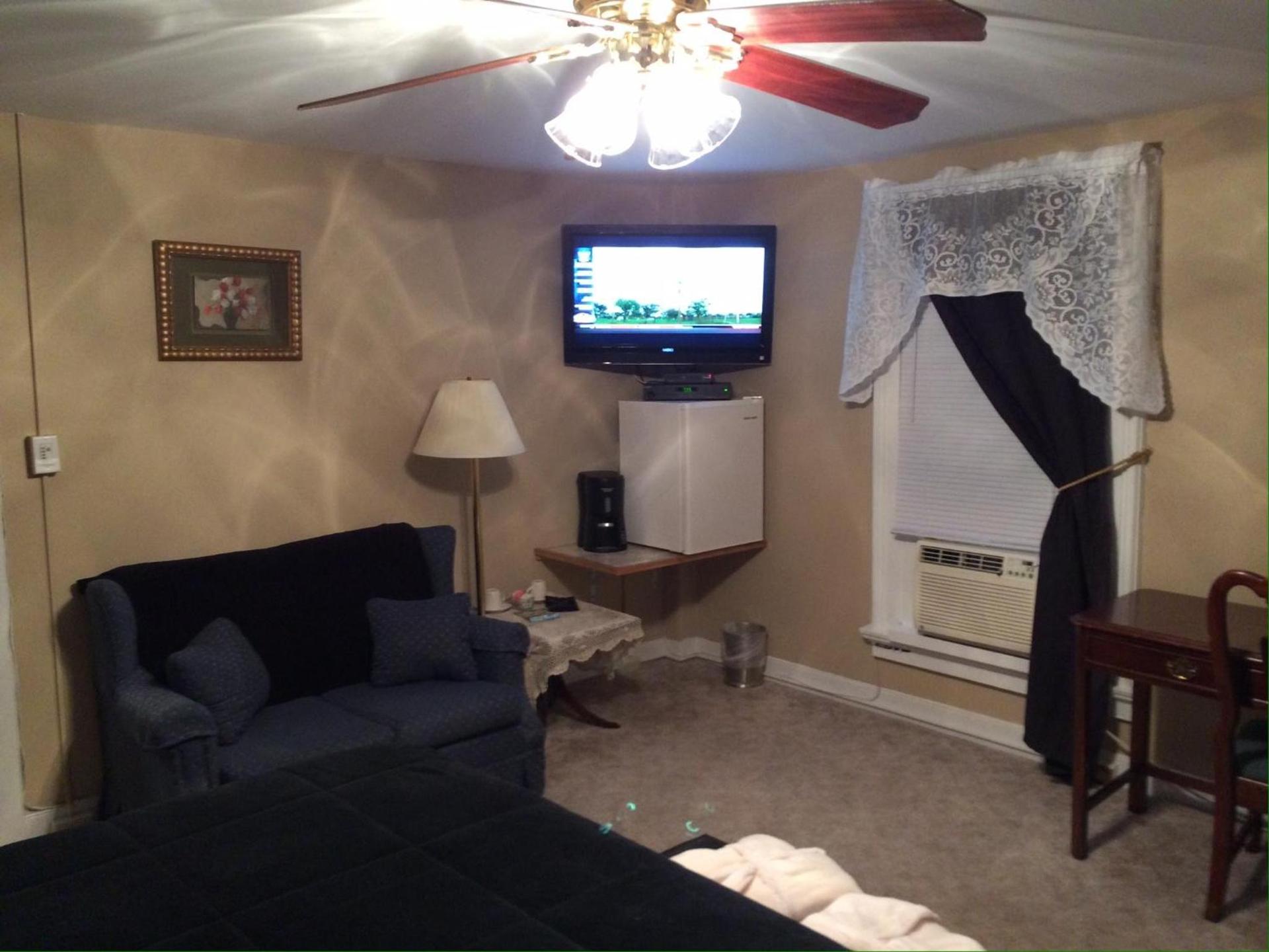 The Tunnicliff Inn photo 5
