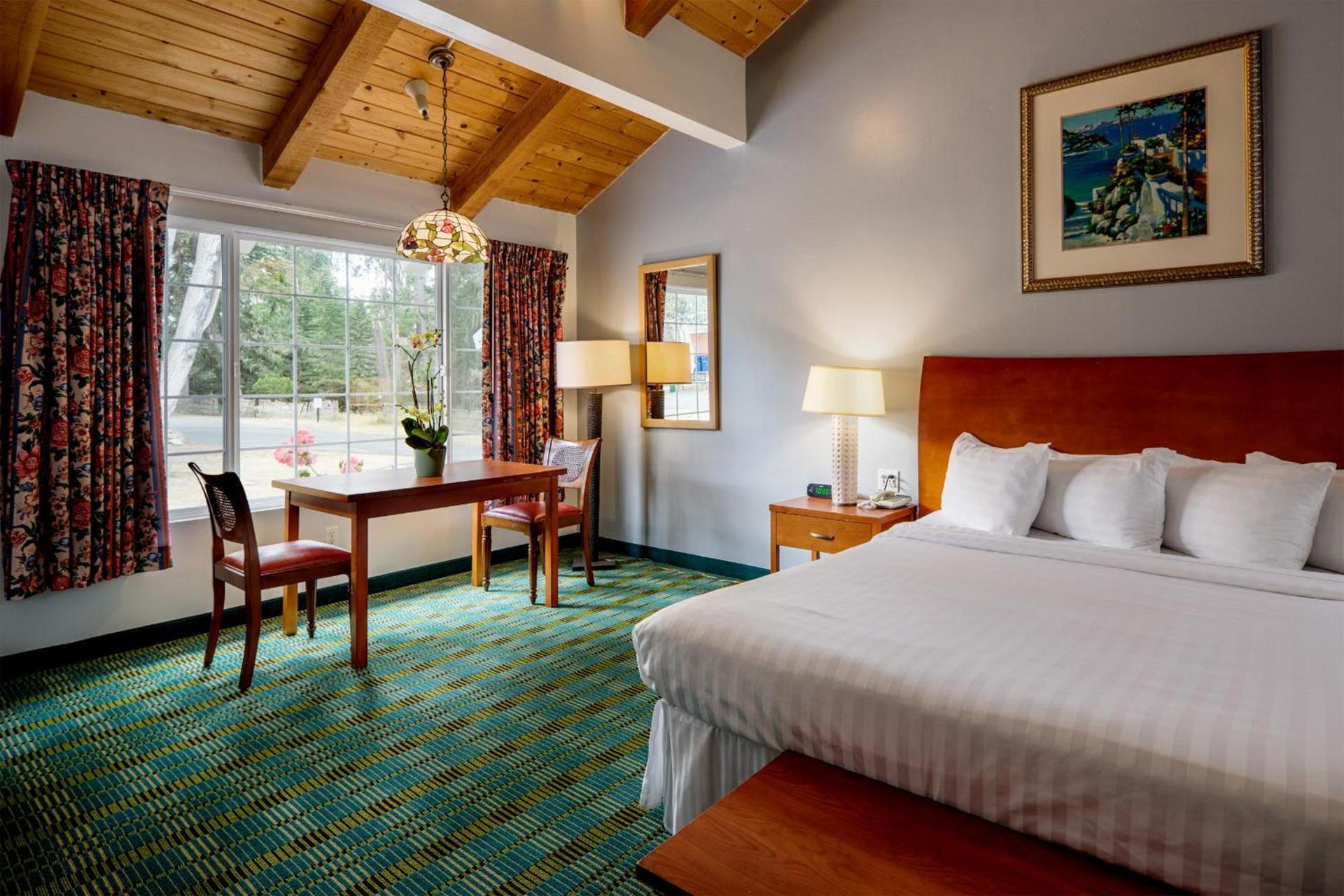 Butterfly Grove Inn photo 25