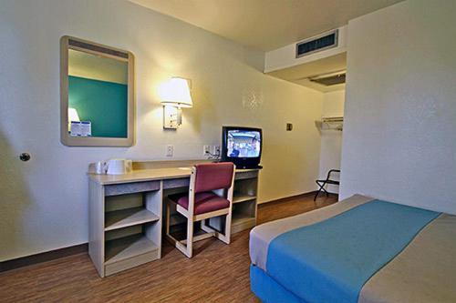 Motel 6-Sandston, VA - Richmond, Va photo 32