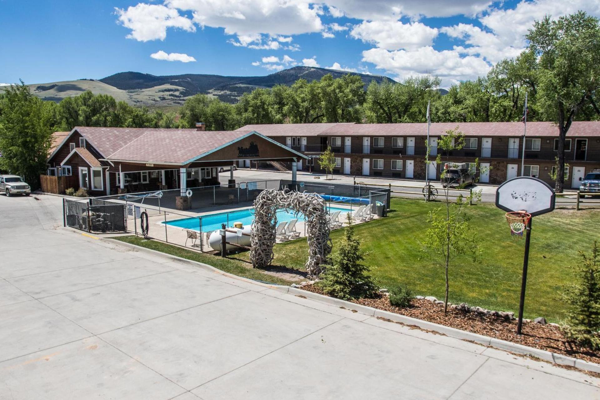 Stagecoach Inn & Suites photo 60