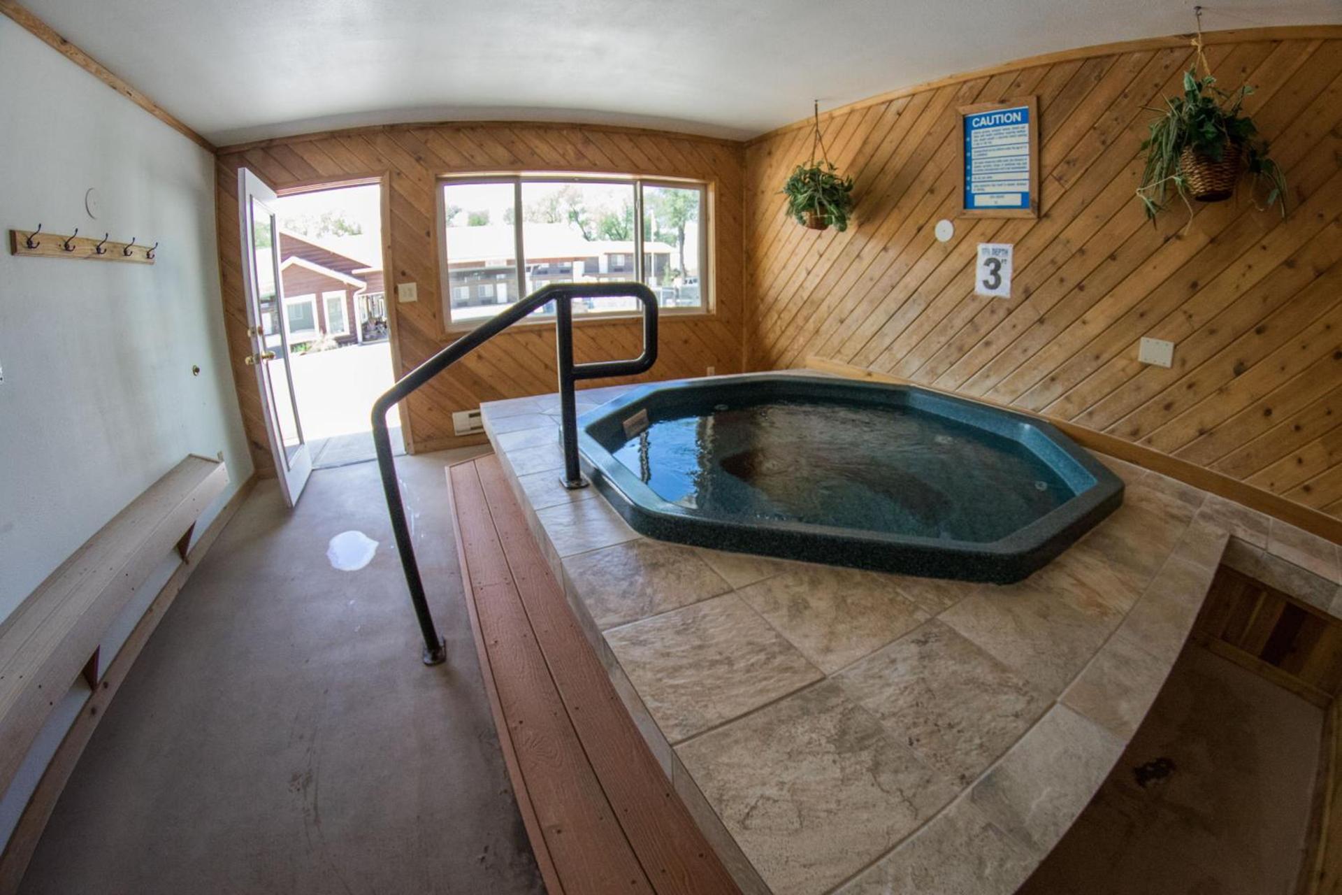 Stagecoach Inn & Suites photo 58