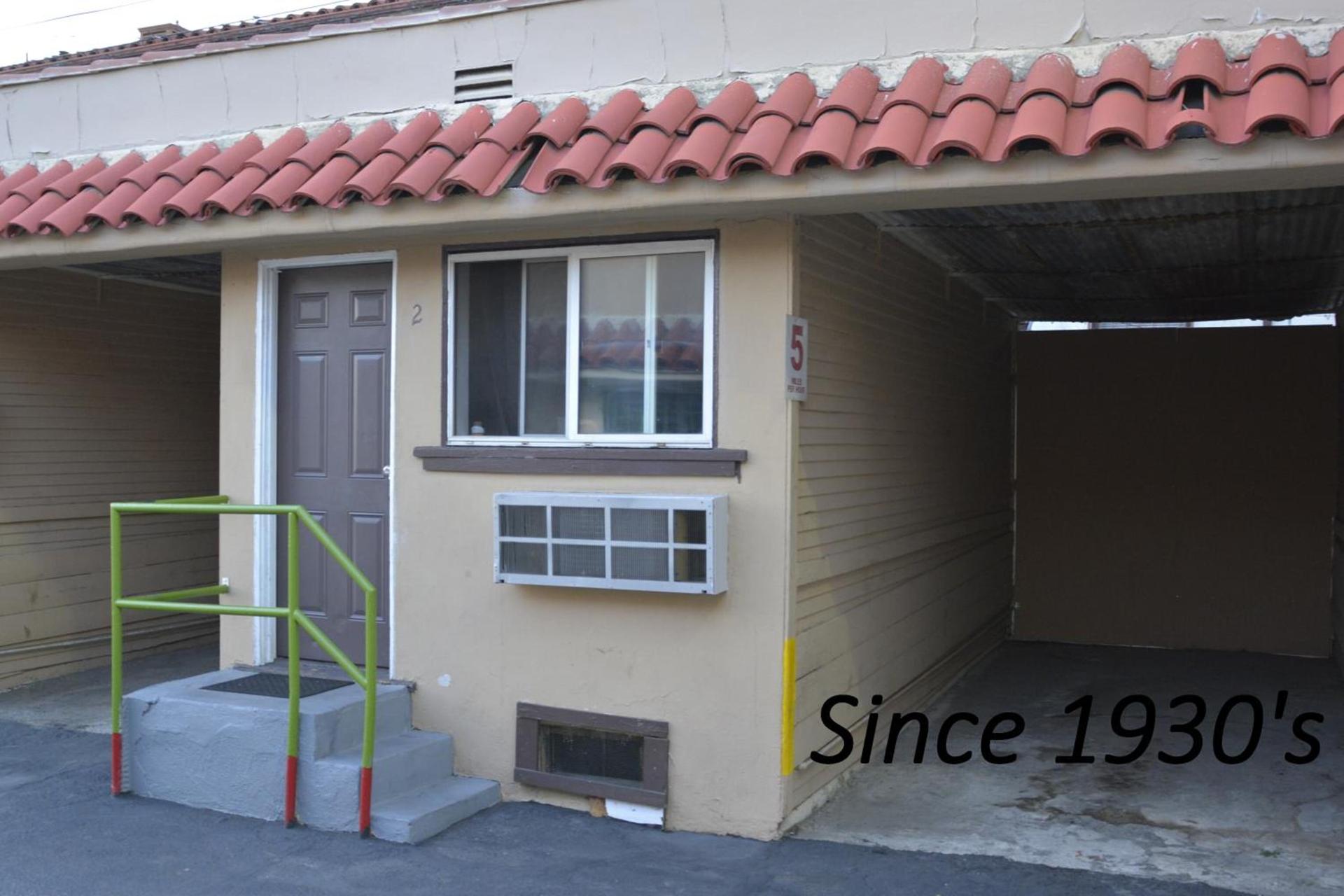Lincoln Park Motel photo 24