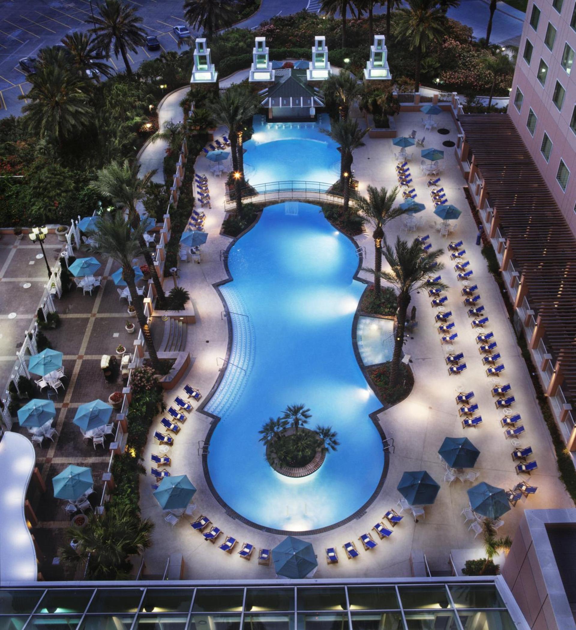 Moody Gardens Hotel Spa and Convention Center photo 2