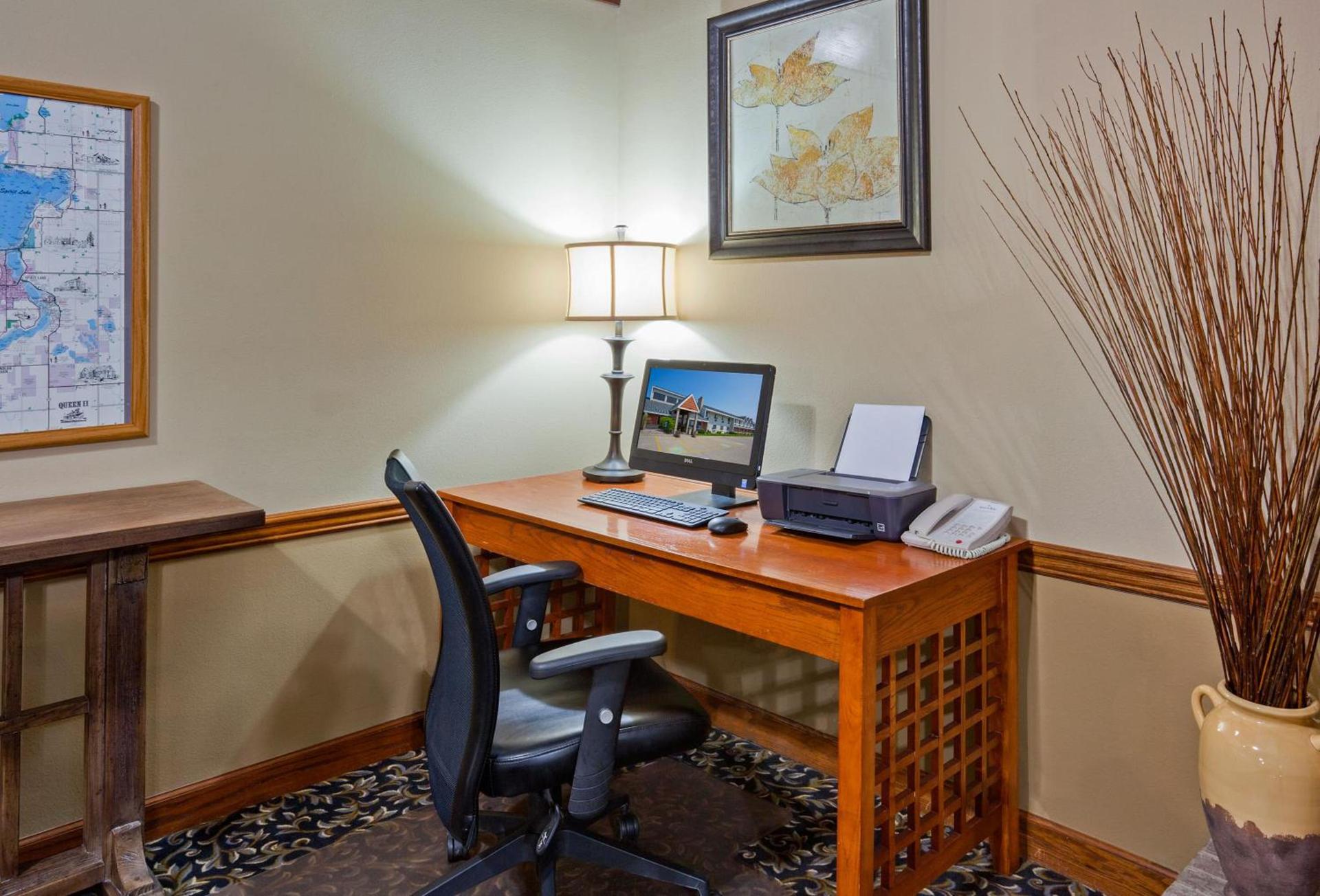 AmericInn by Wyndham Spencer photo 8