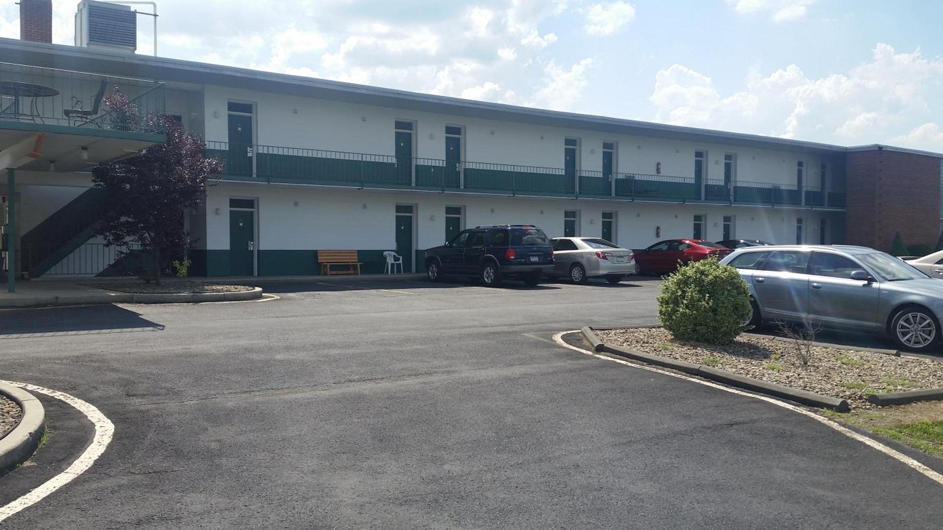 Huntingdon Motor Inn photo 3