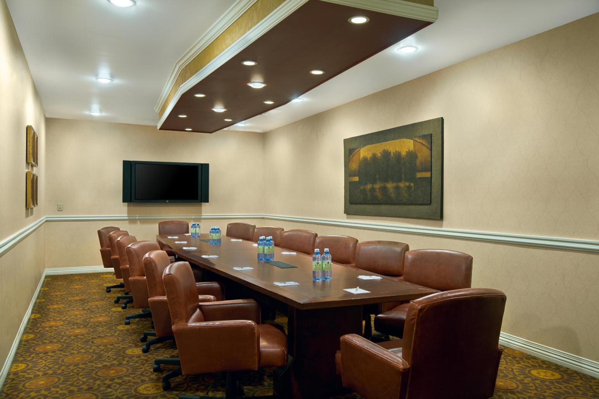 Oxford Suites Boise photo 42