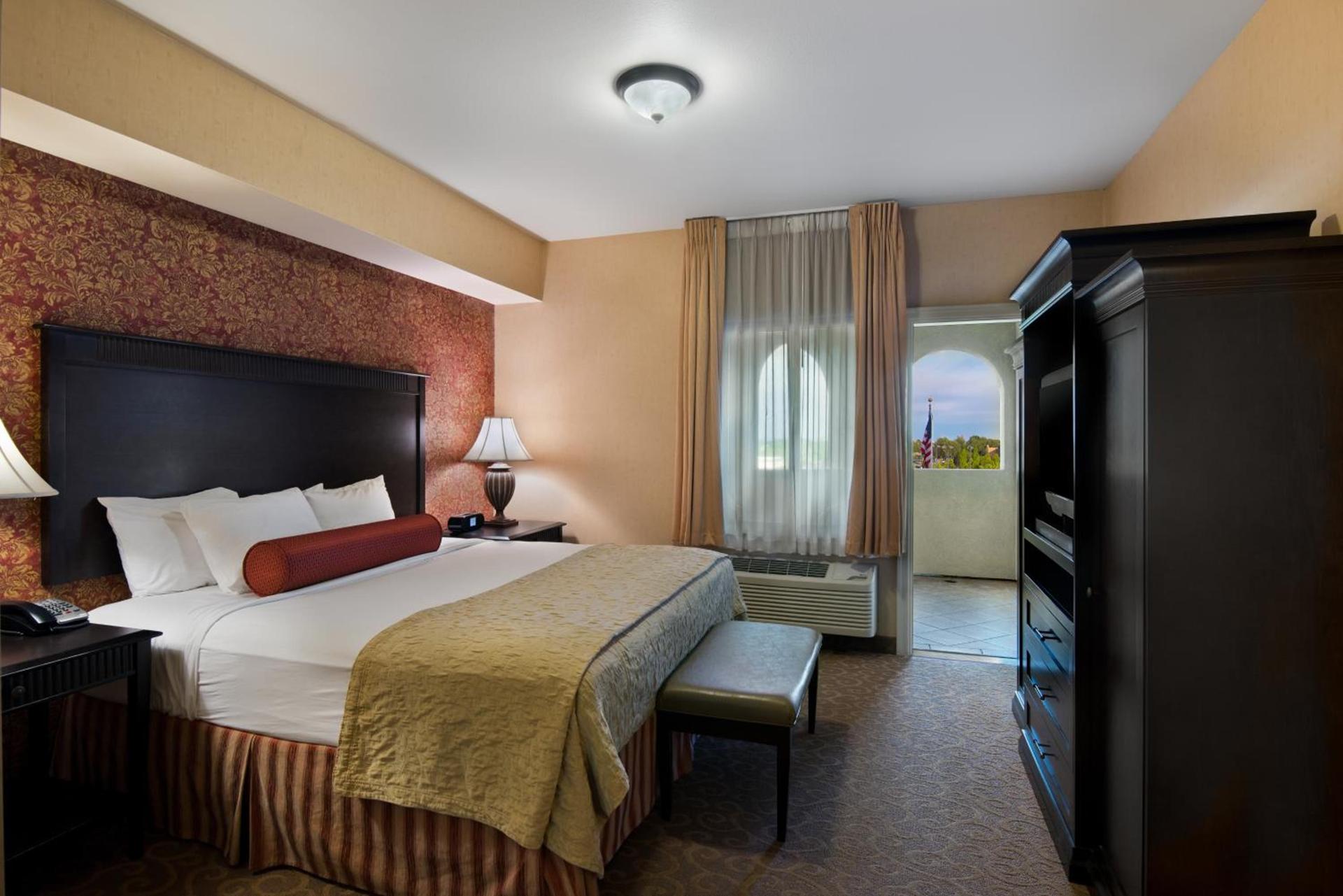 Oxford Suites Boise photo 3