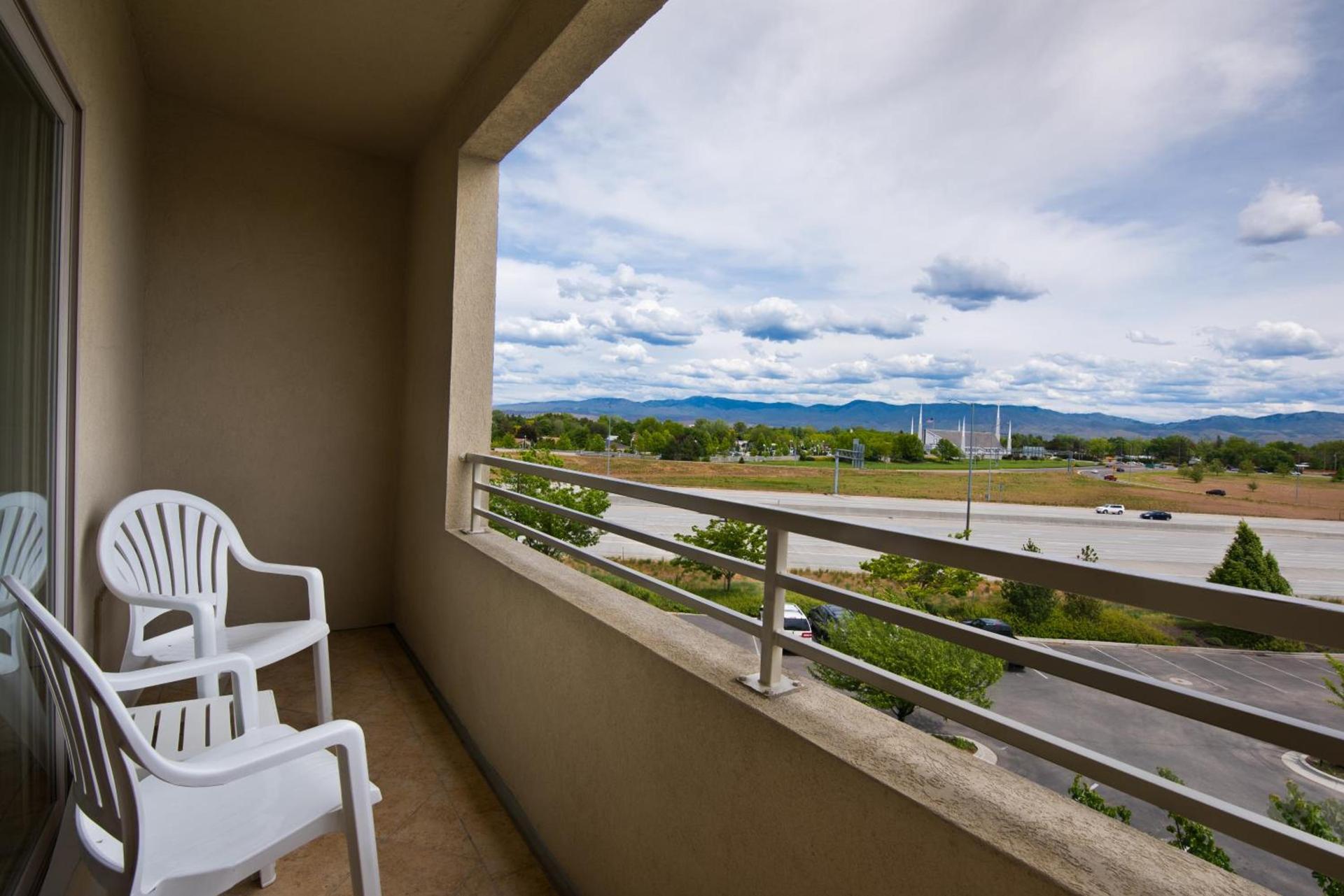 Oxford Suites Boise photo 44