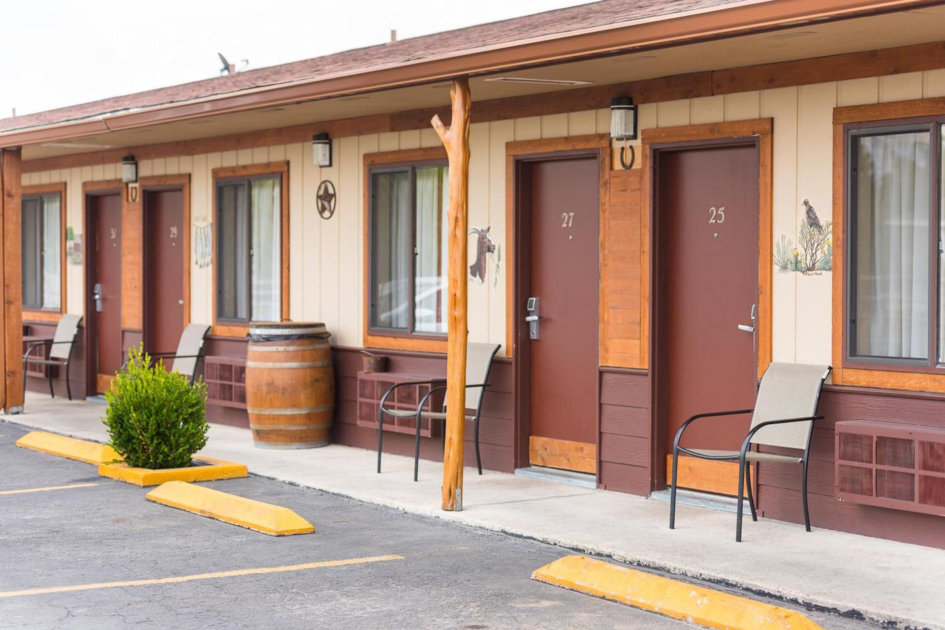 Americas Best Value Inn - Legend's Inn photo 65
