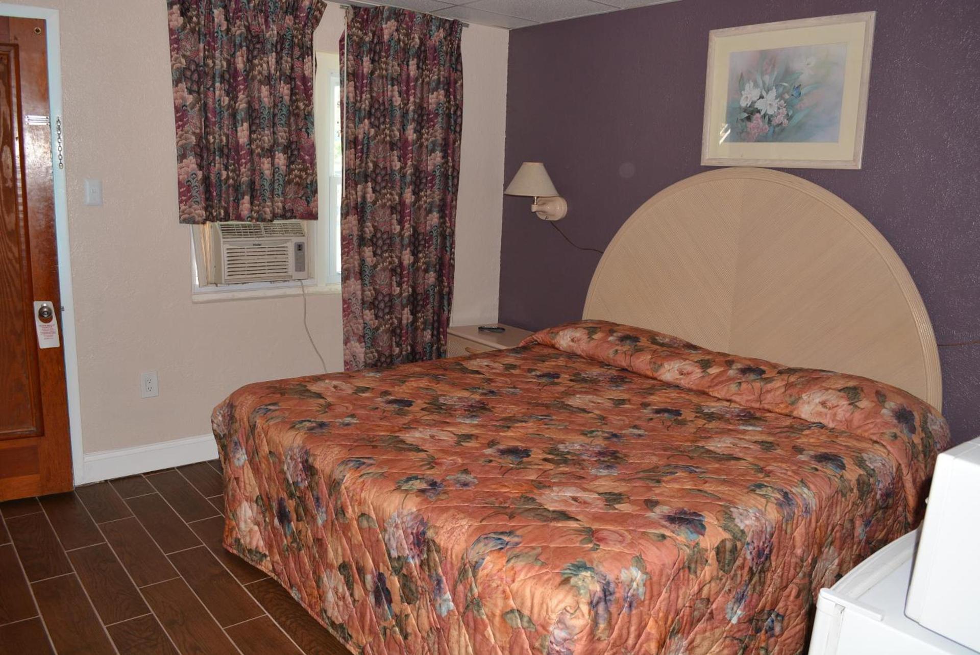 Royal Court Motel photo 27