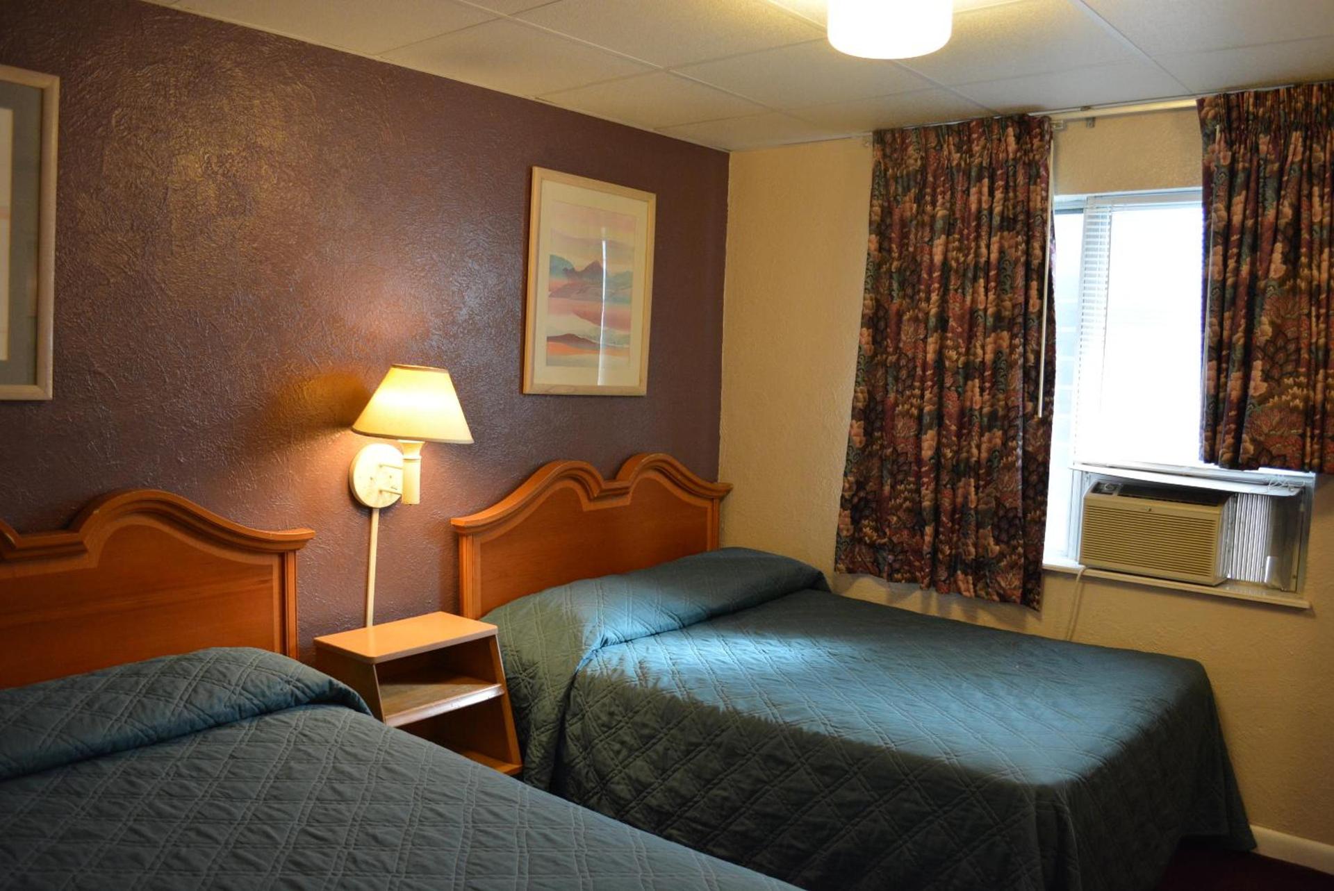 Royal Court Motel photo 15