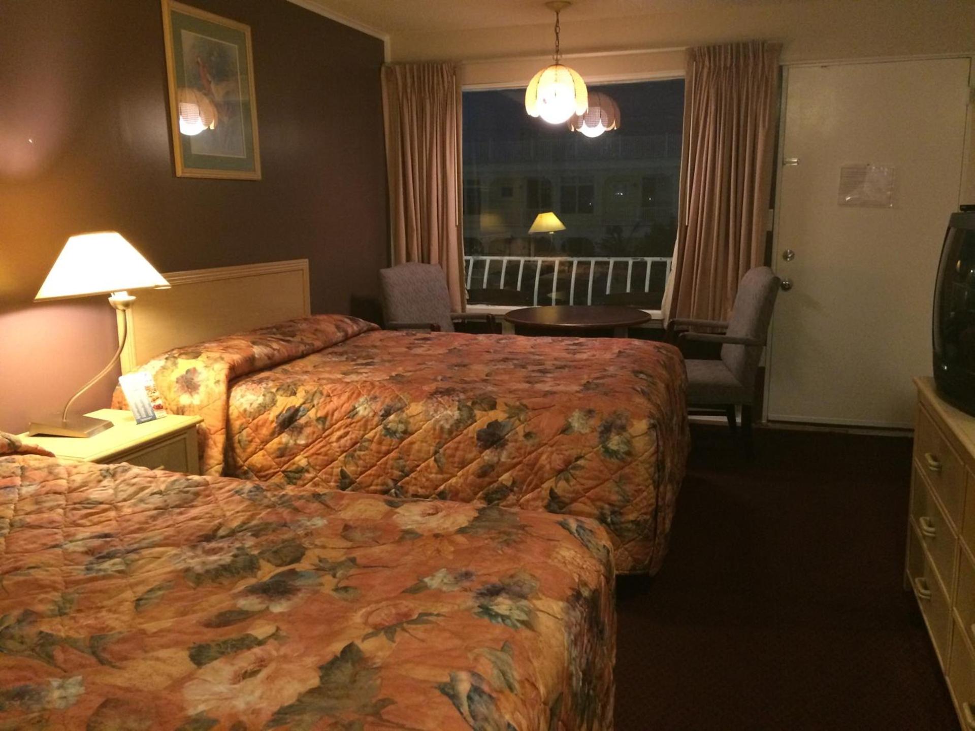 Royal Court Motel photo 21