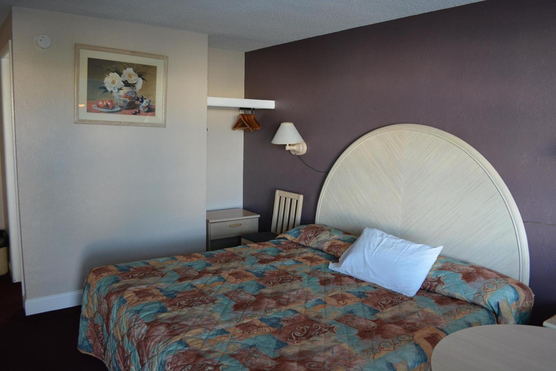 Royal Court Motel photo 34