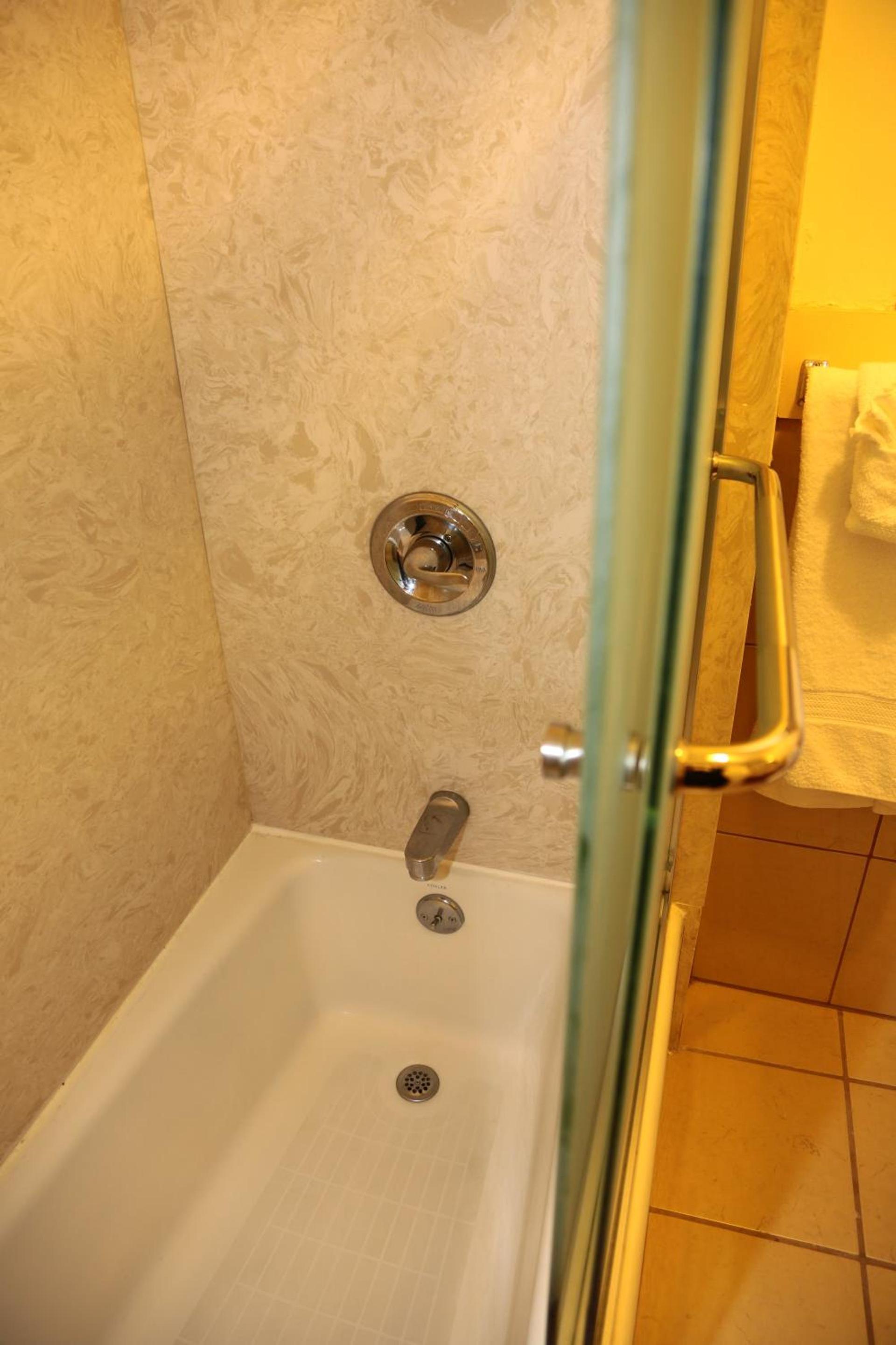 Nash Hotel photo 22
