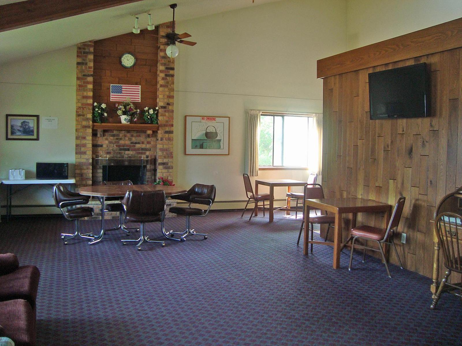 AmeriVu Inn & Suites-Avon photo 19