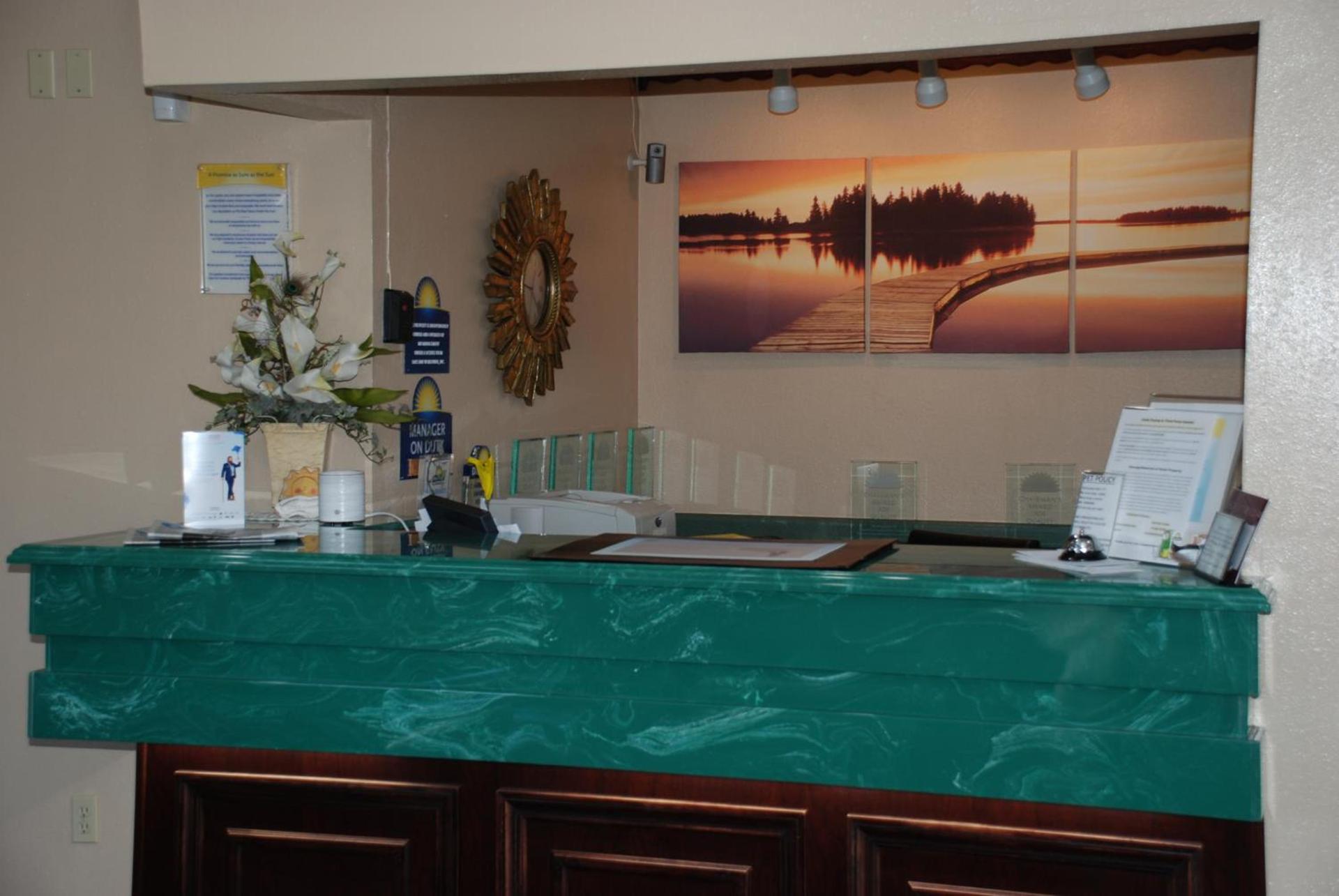 Days Inn by Wyndham Dyersburg photo 50