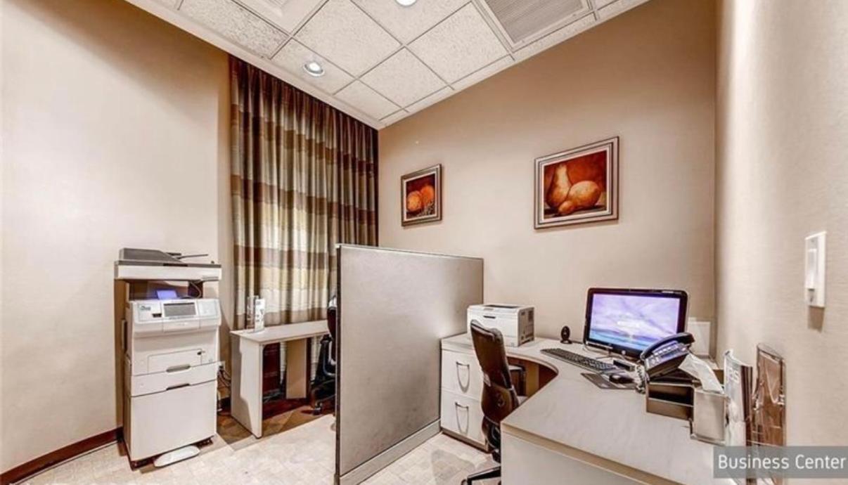 Suite Spot LV II at MGM Balcony F1 View photo 11