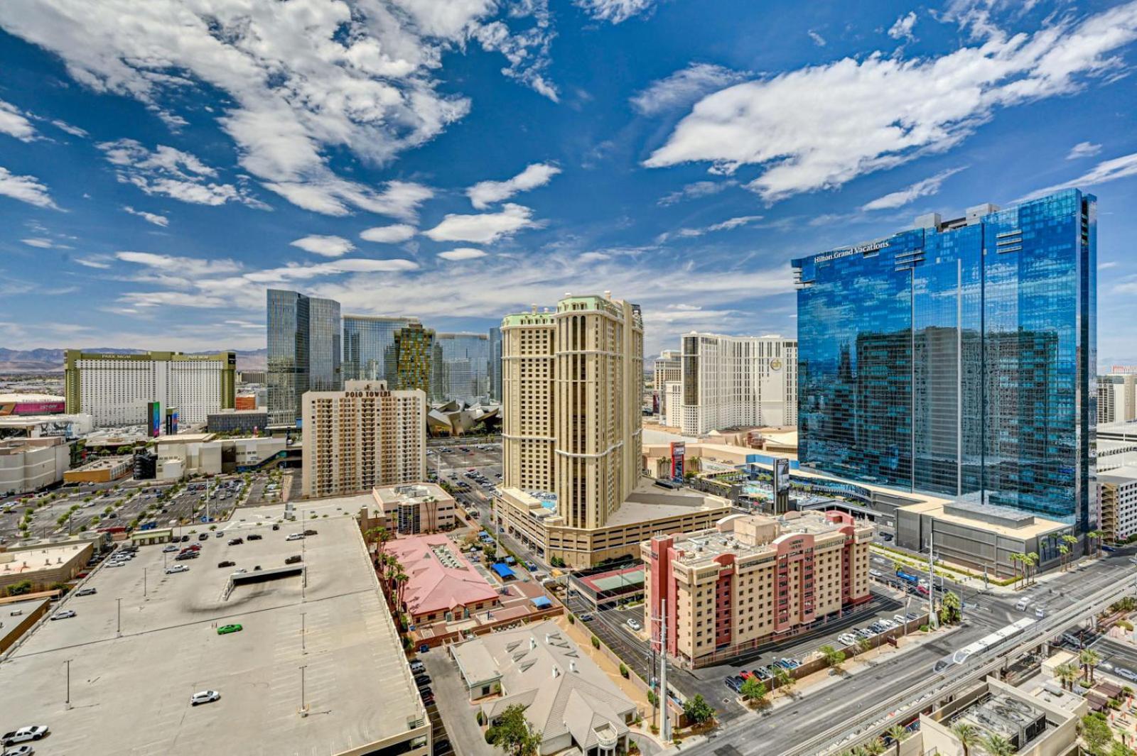 Suite Spot LV II at MGM Balcony F1 View photo 42