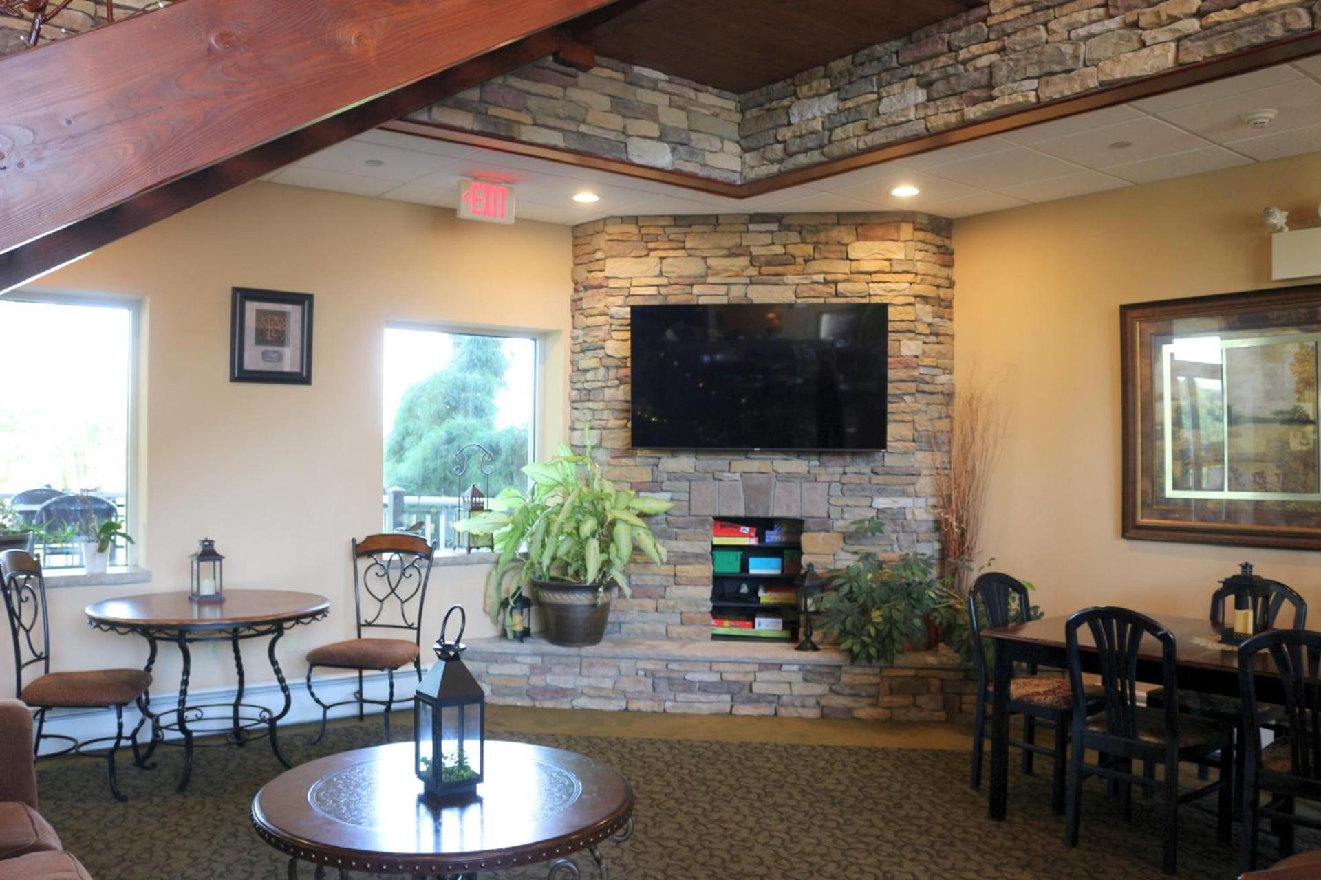 The Lodge at Woodstone Country Club photo 15