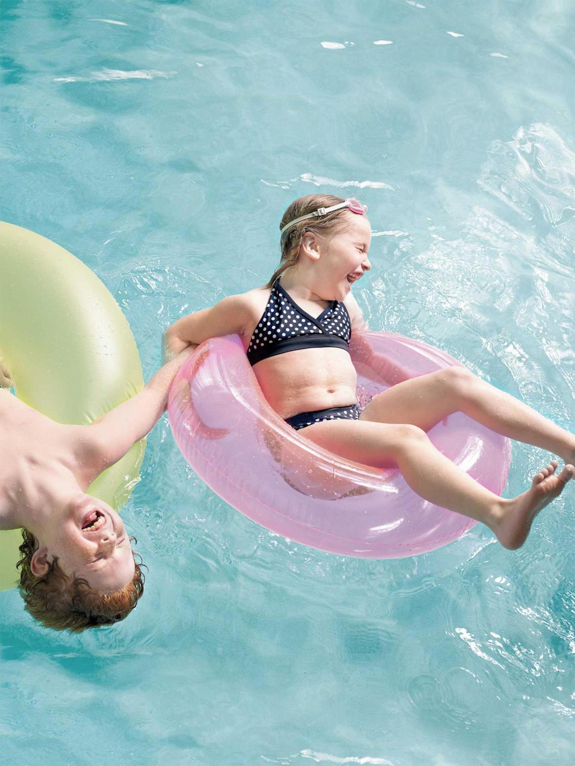 Country Inn & Suites by Radisson, Traverse City, MI photo 41