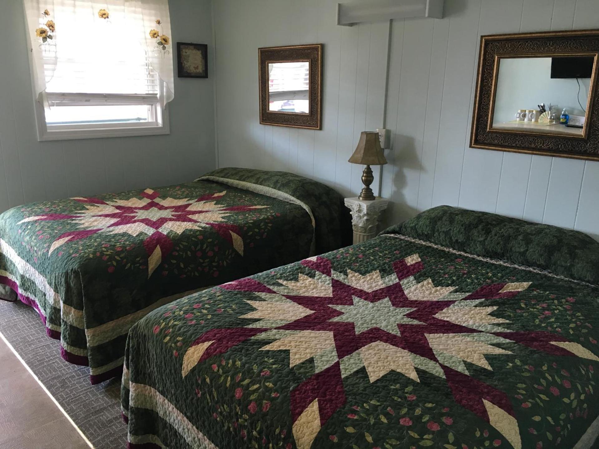 Crosswinds Motel photo 85