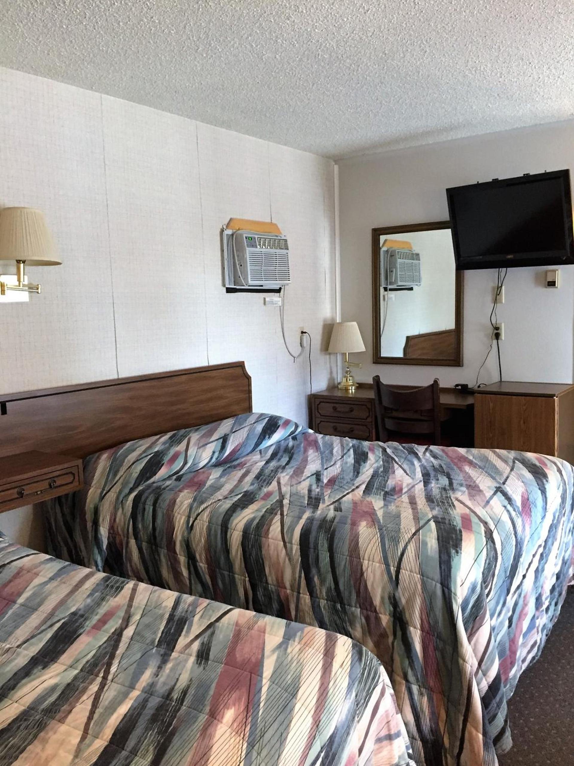 Z Bar Motel photo 14