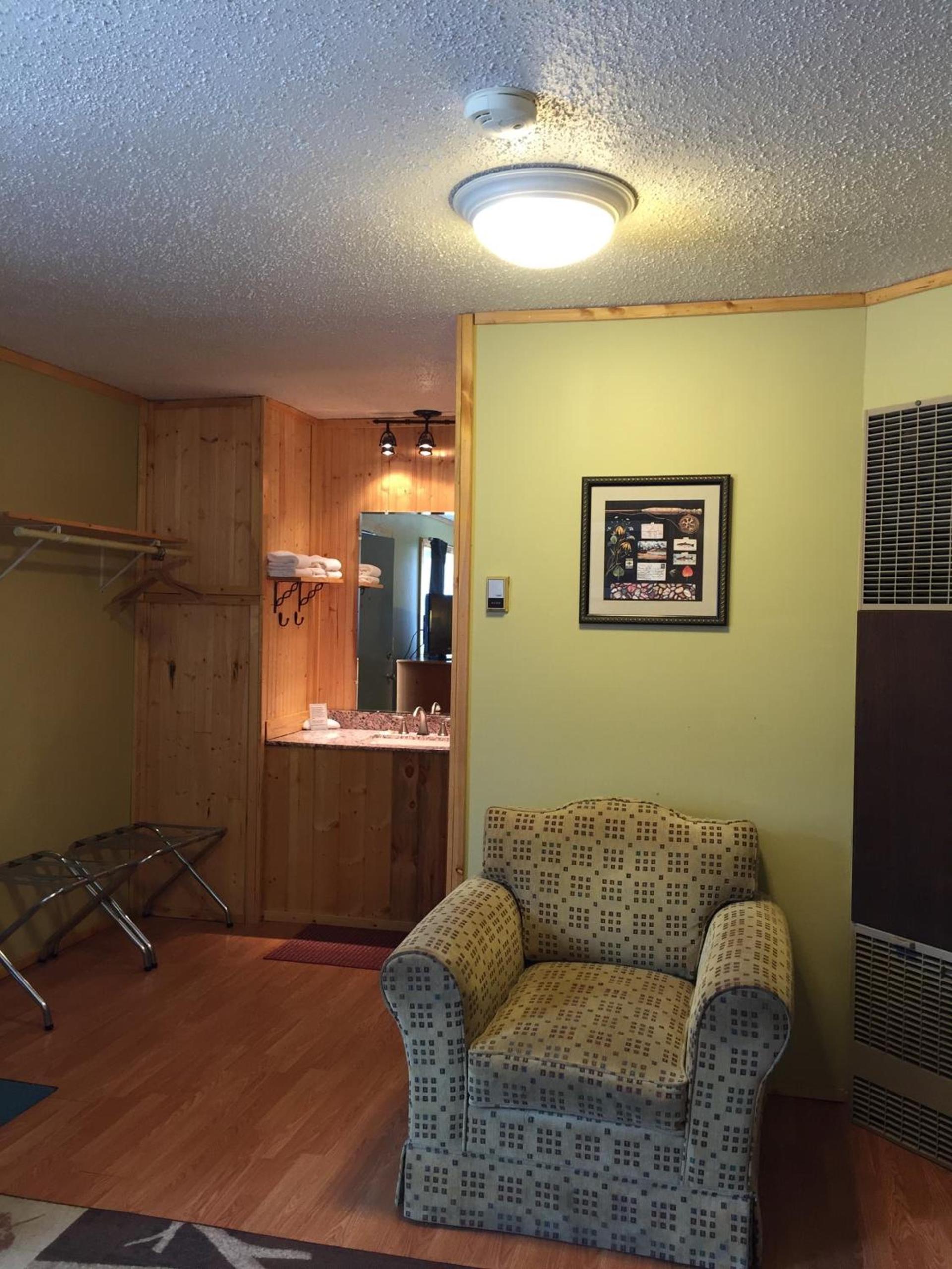 Z Bar Motel photo 28