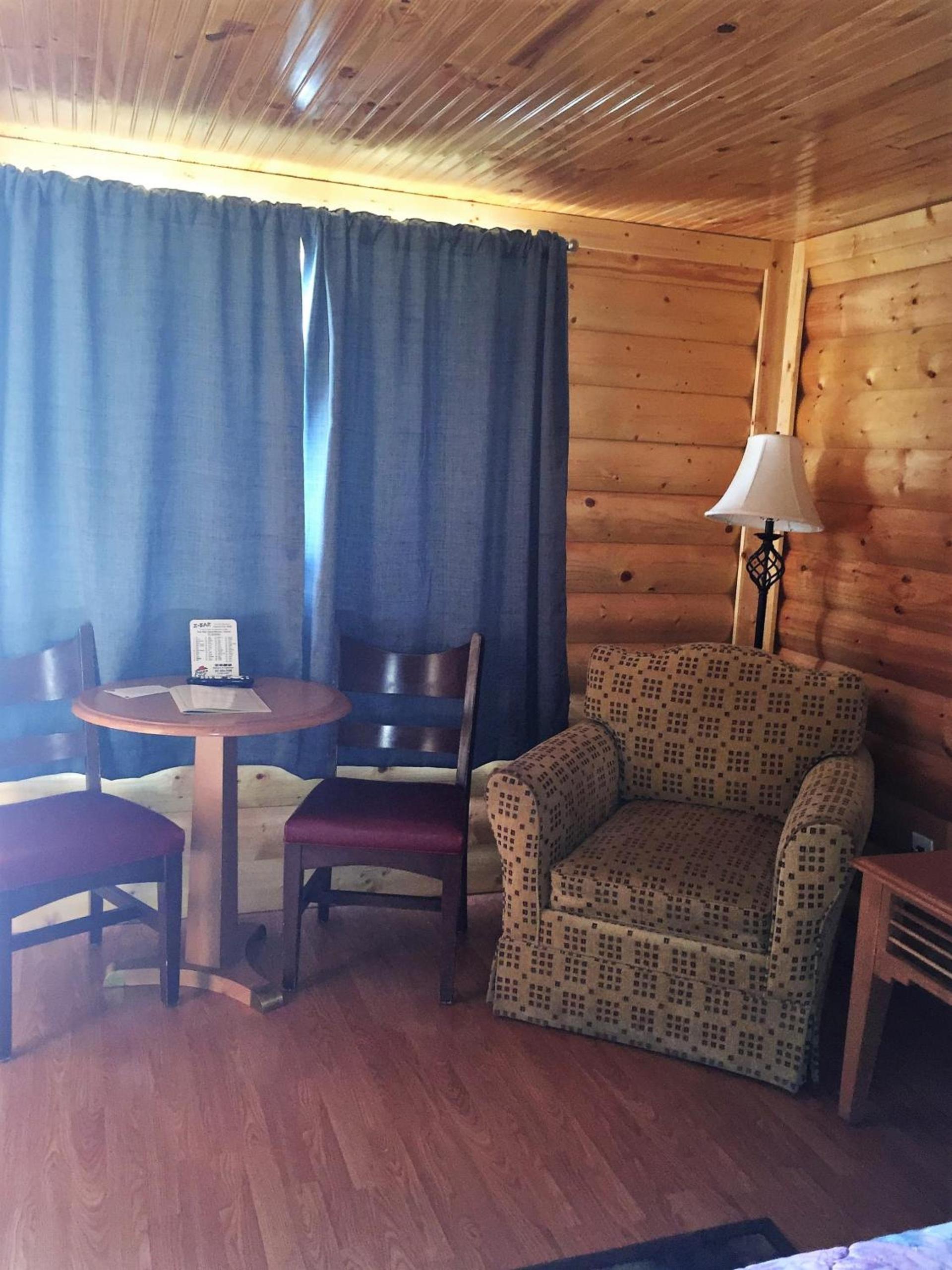 Z Bar Motel photo 35