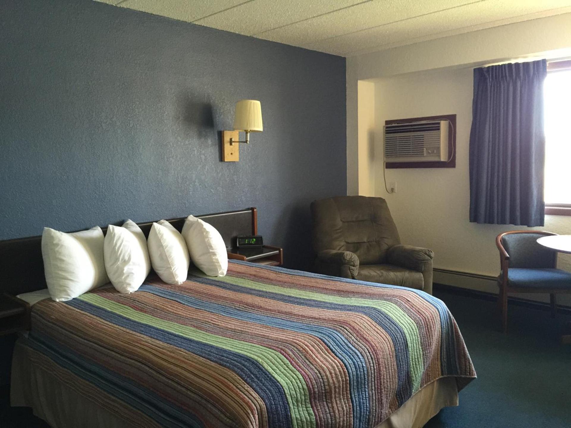 AmericInn Motel - Monticello photo 12