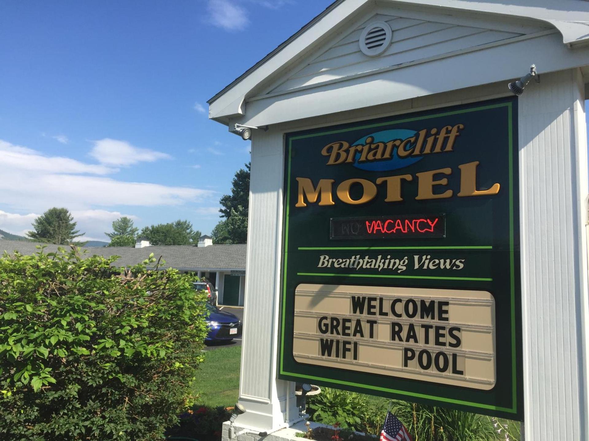 Briarcliff Motel photo 23