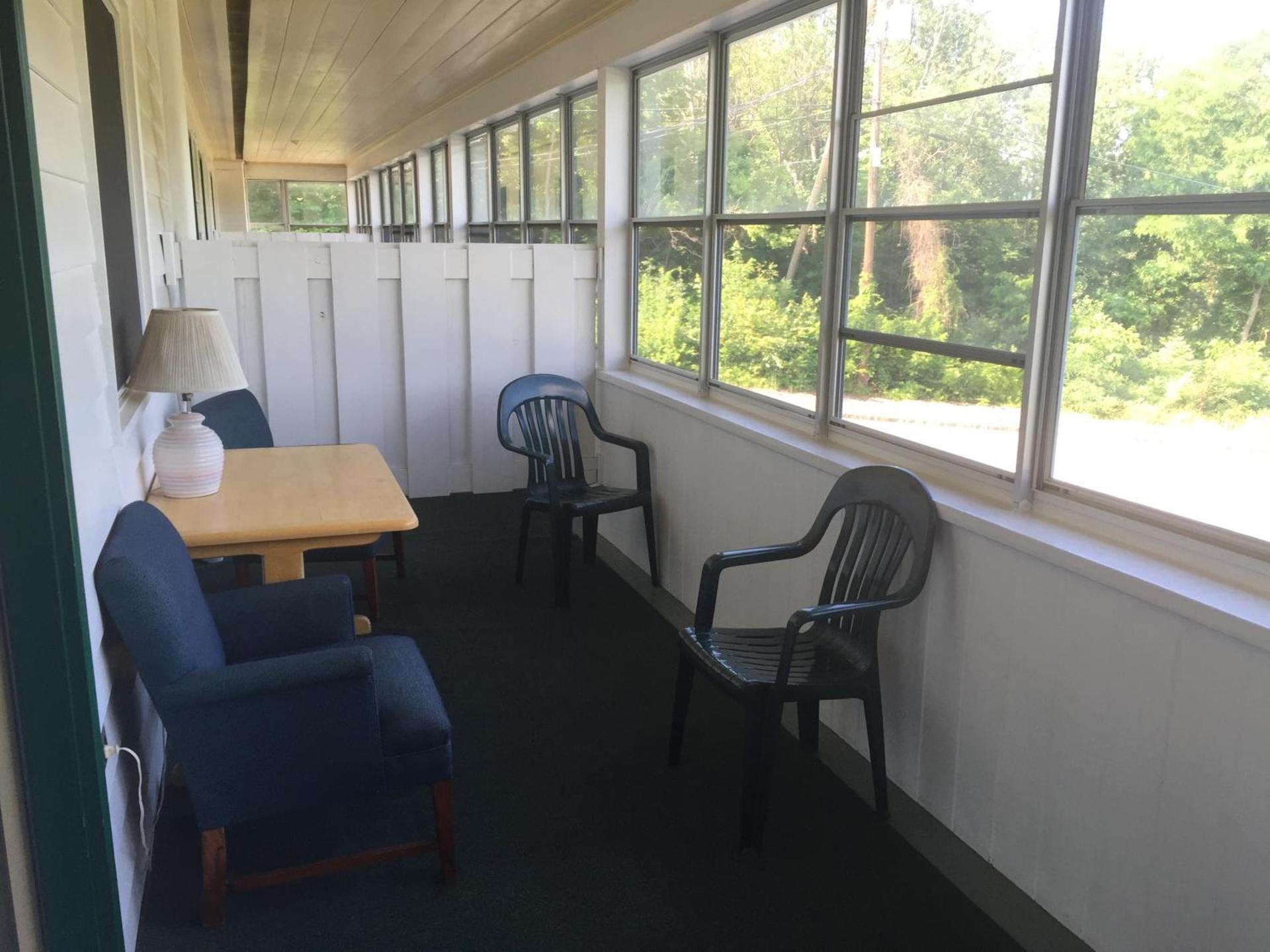 Briarcliff Motel photo 35